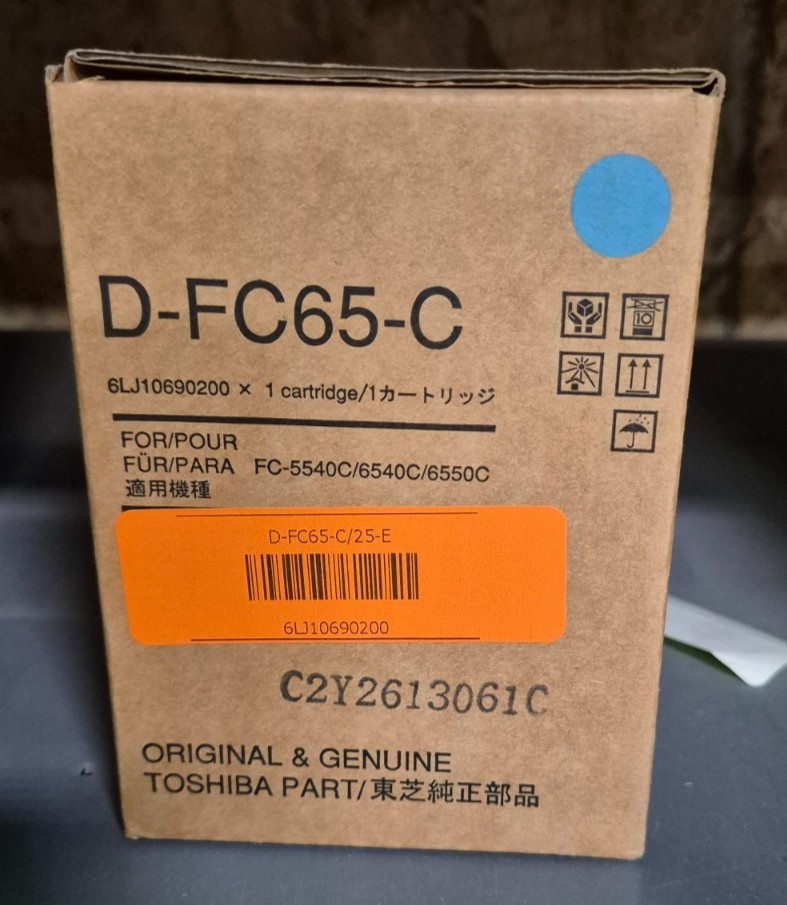 Genuine Toshiba D-FC65-C Developer CYAN 6LJ10690200