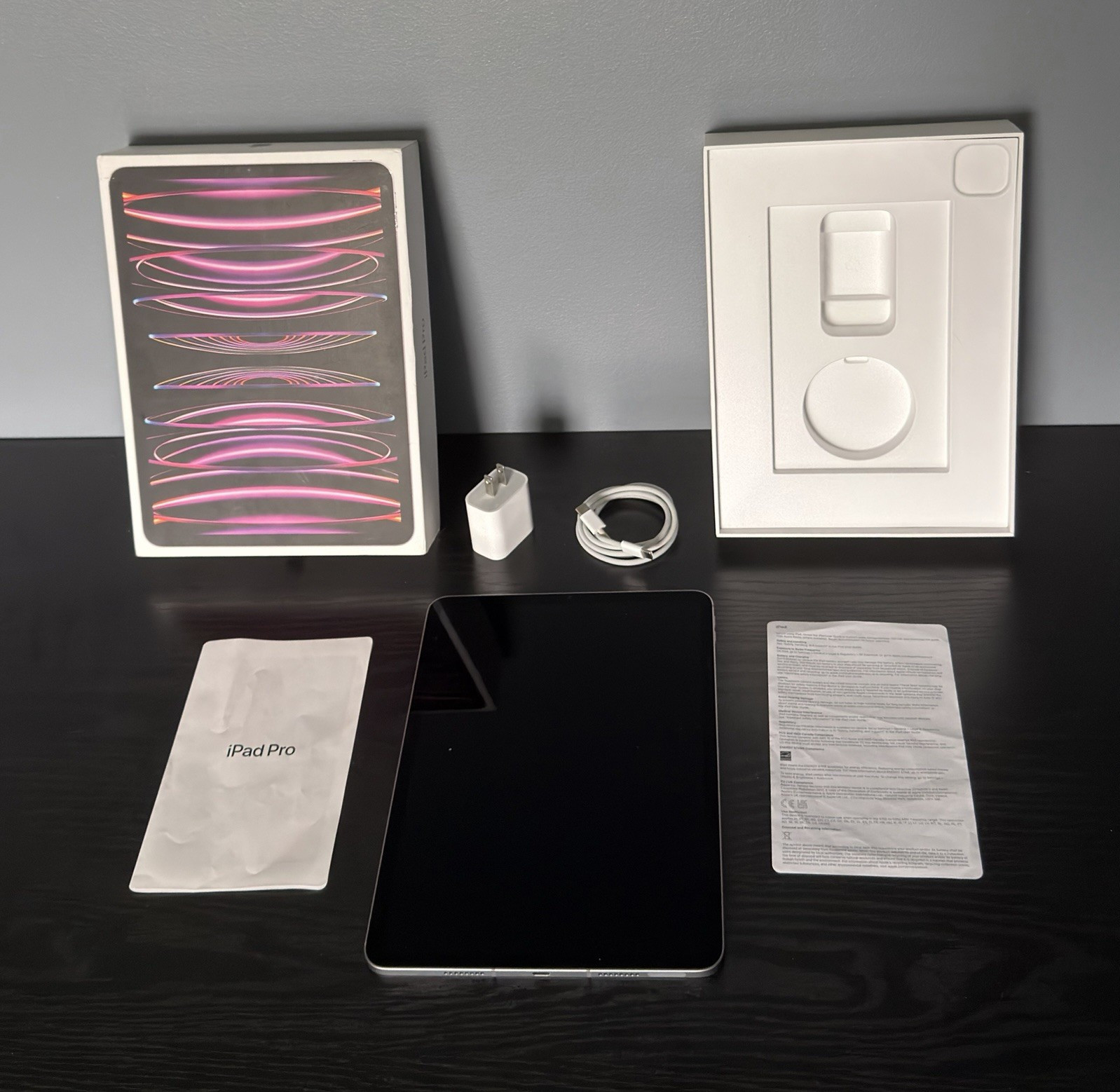 Apple iPad Pro 11" 4th Gen 512GB Space Gray Wi-Fi + Cellular, Face ID