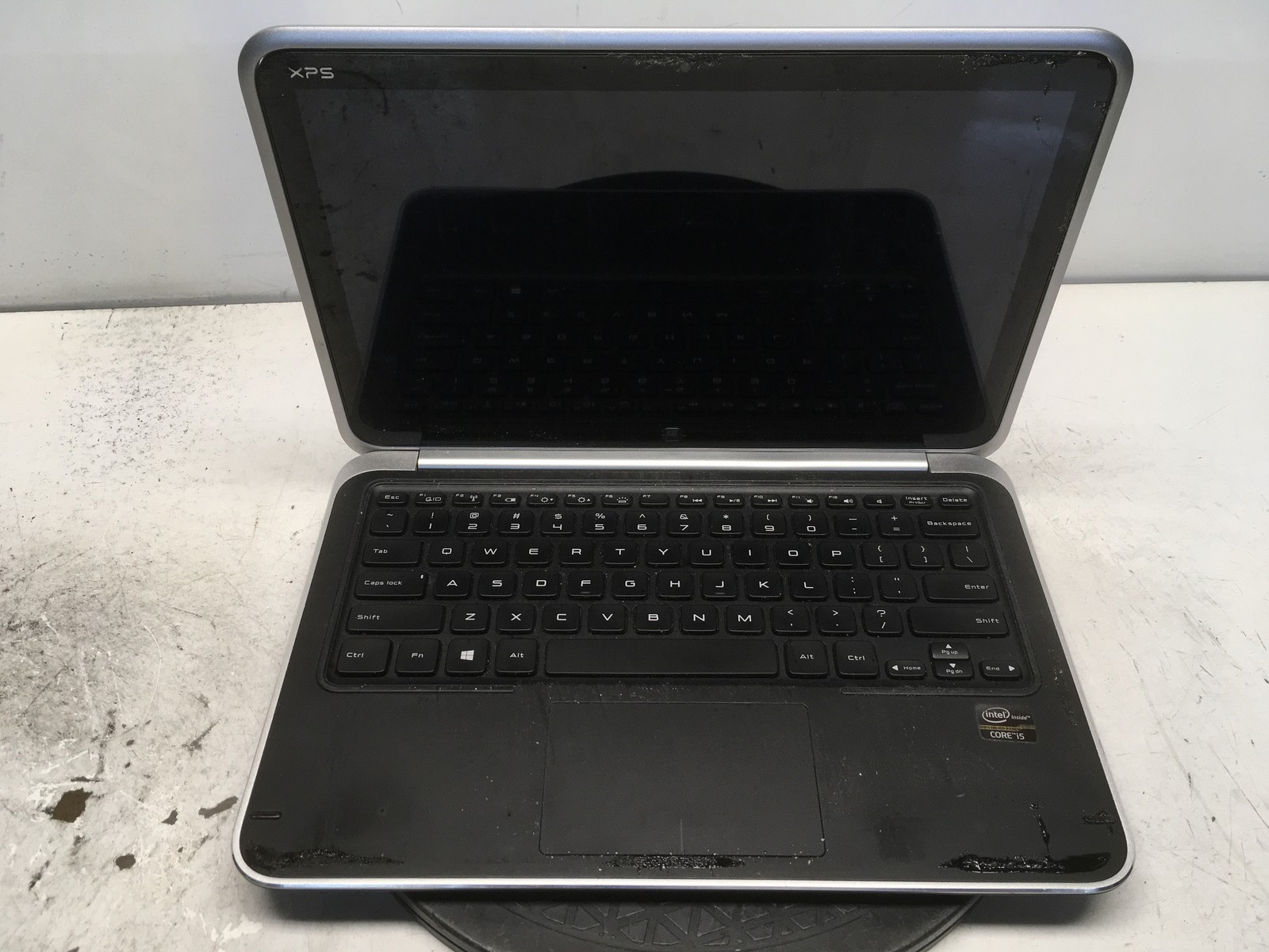 Dell XPS 12 9Q23 Intel i5-3337U 1.8GHz 4 GB NO HDD No Batt
