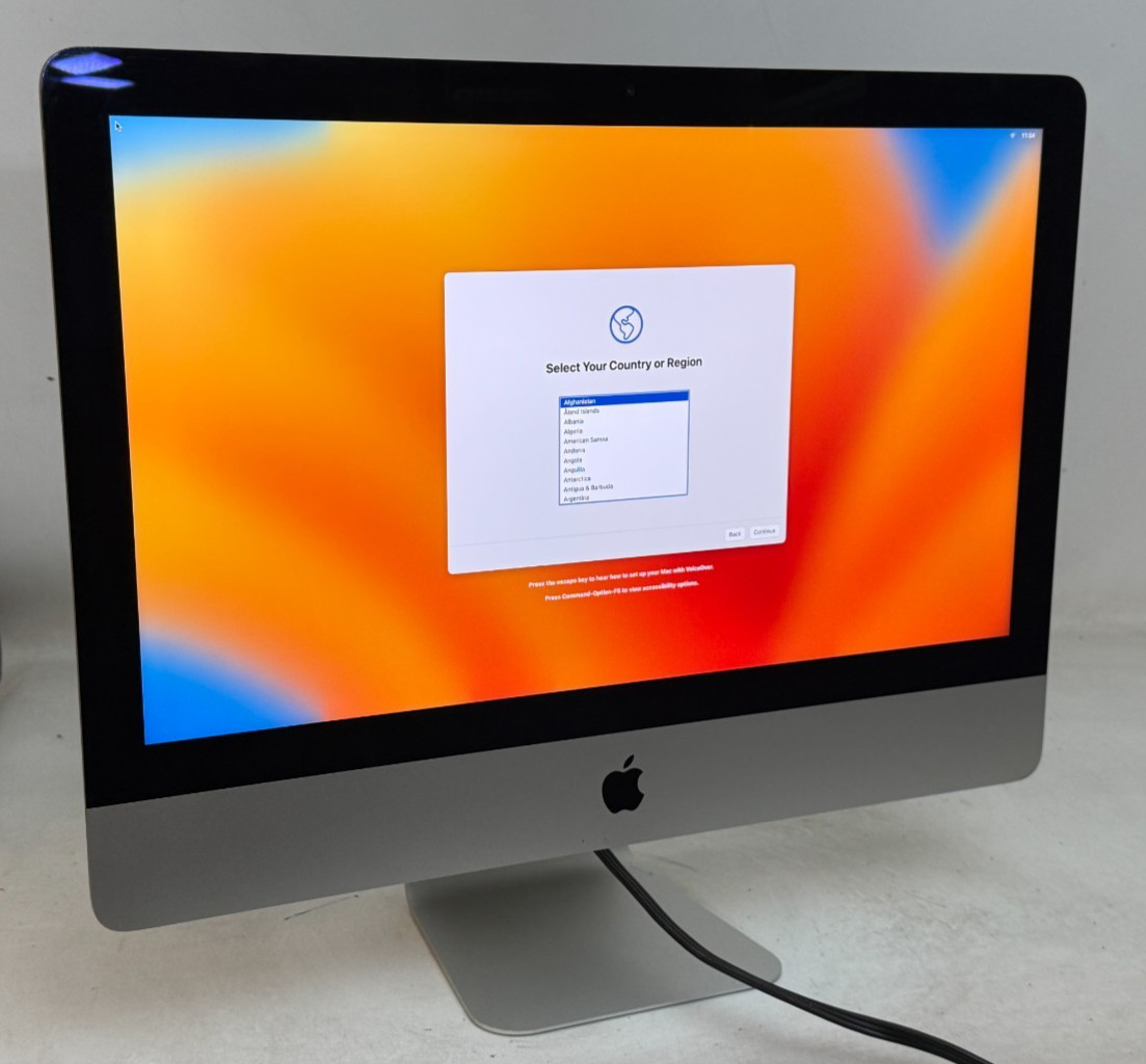 Apple iMac 2017 21.5" (i5-7400 3.00GHz - 8GB RAM - 256GB SSD - MNDY2LL/A)