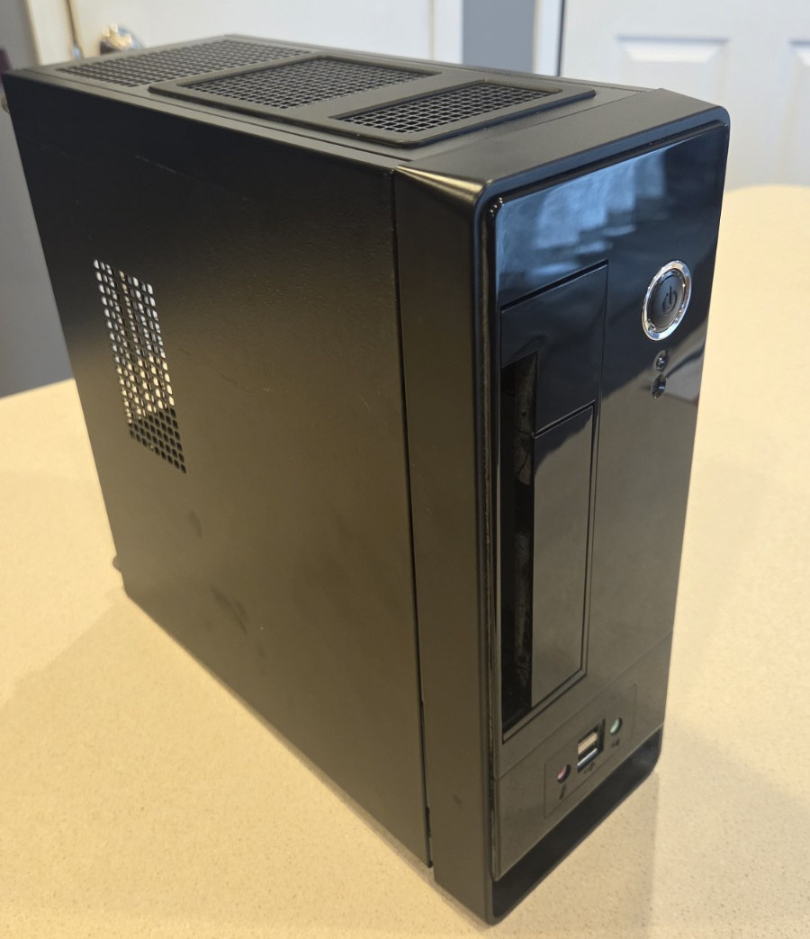 Full Mini Desktop PC - Intel Atom 330 CPU / D945GLF2 / 2GB RAM / 400GB HDD