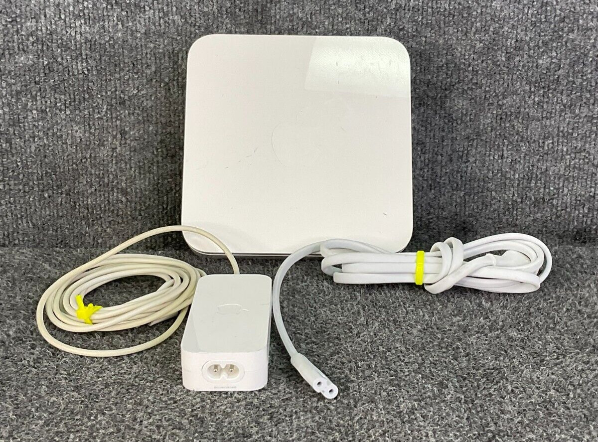 Apple AirPort Extreme A1408 5th Gen 802.11n WiFi Base Station Router Used