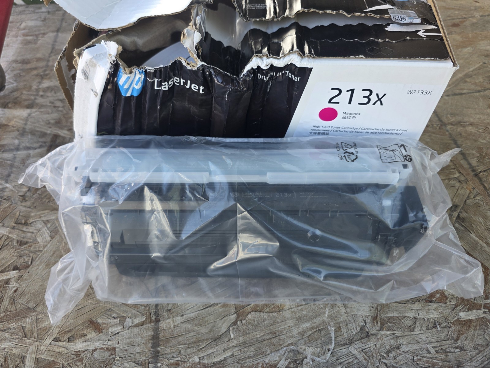 HP 213X High Yield Magenta Original LaserJet Toner Cartridge, 6000 pages-No Box 