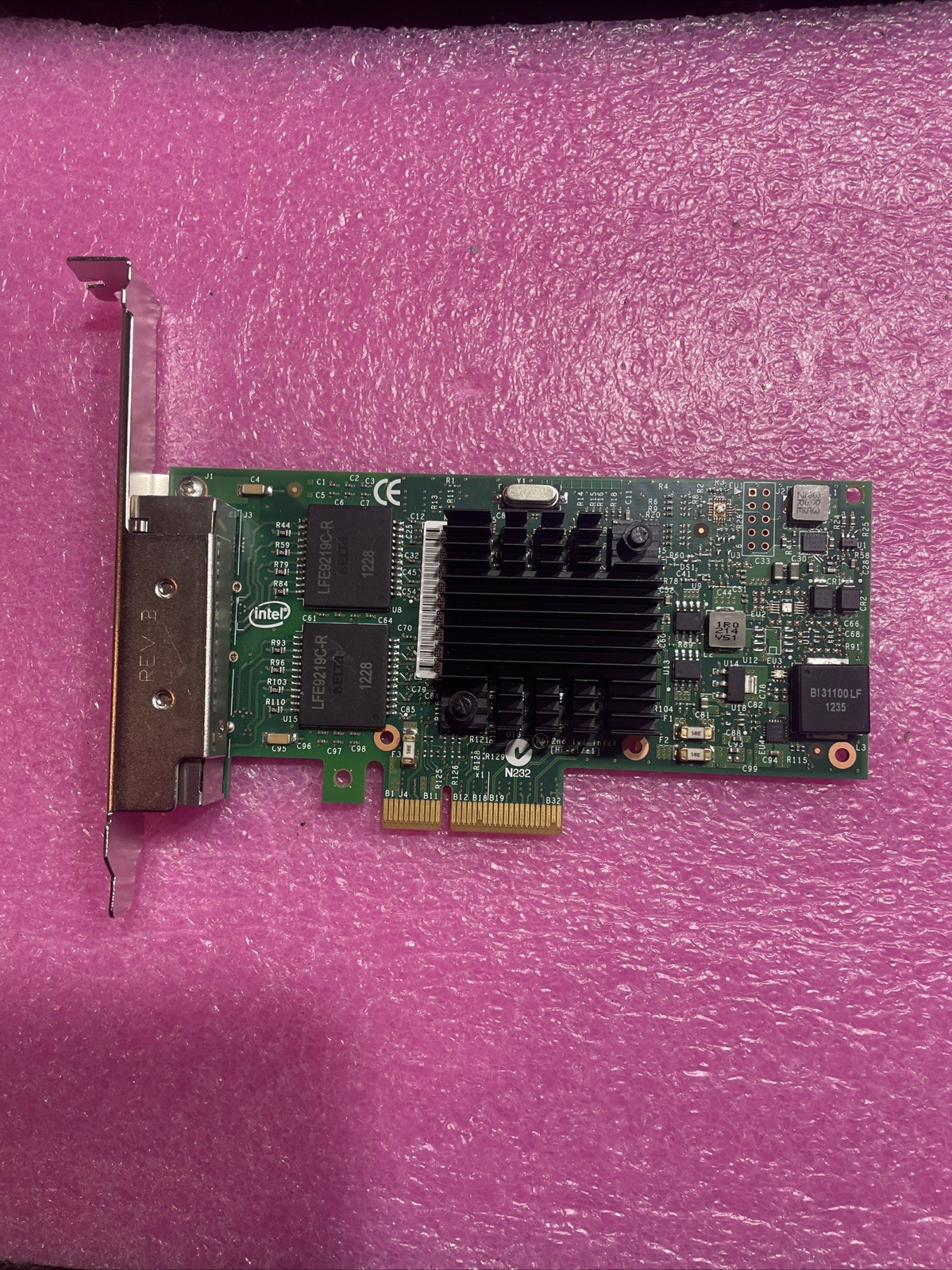 Sun 7048474 4-Port Gigabit PCIe 2.0 Adapter