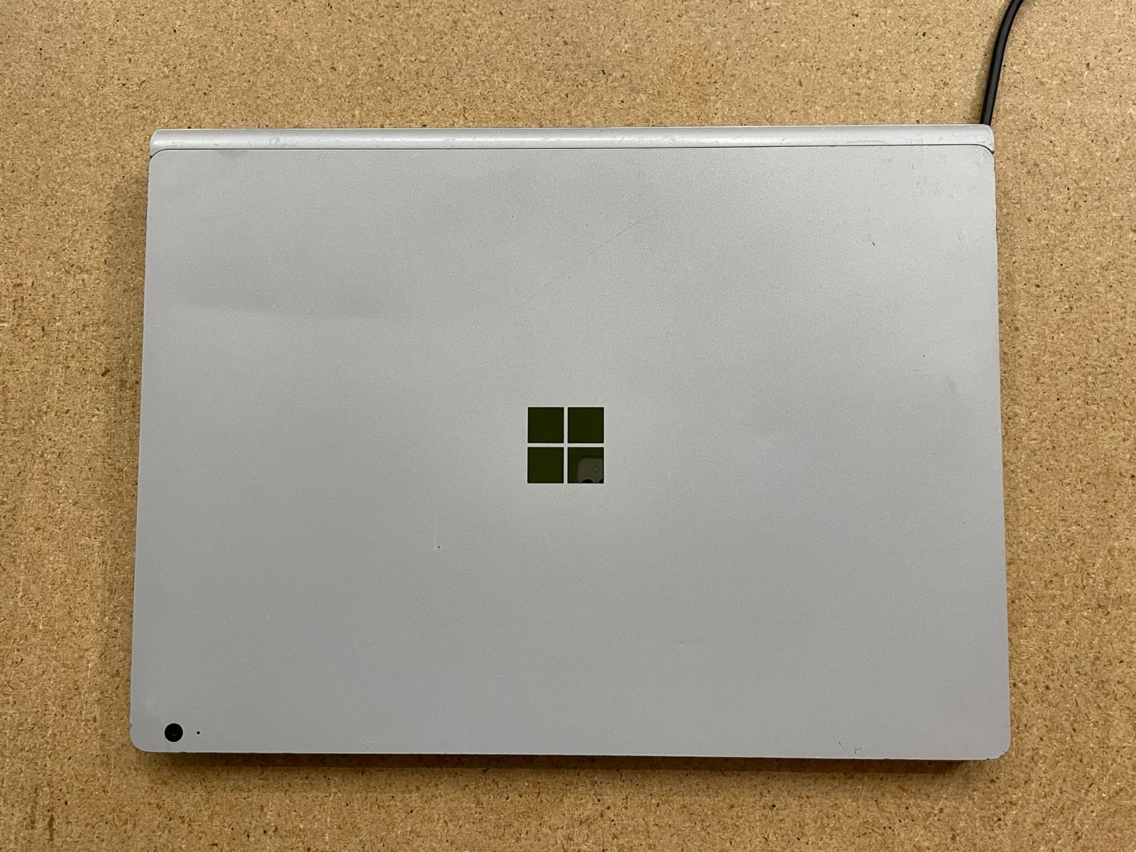 Microsoft Surface Book 3 13.5" 2-in-1  Laptop i7-1065G7 16GB 256GB SSD Good