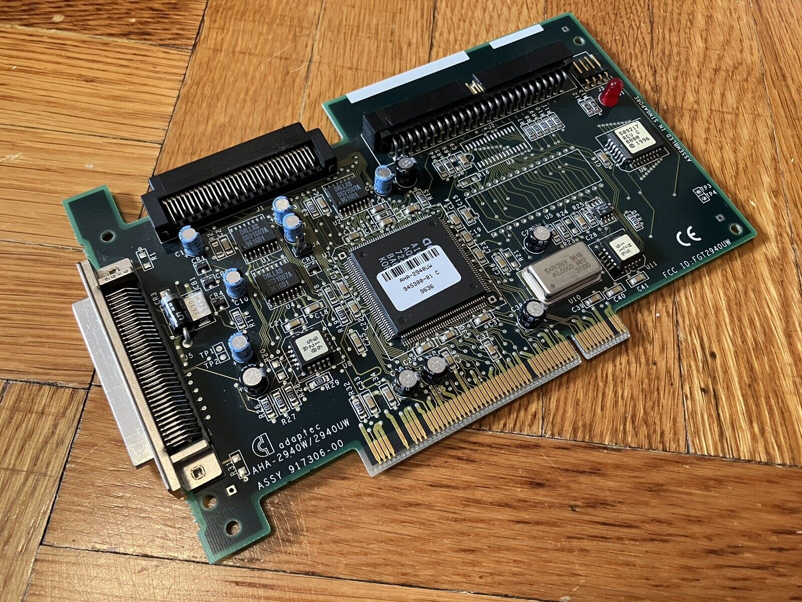 Adaptec AHA-2940W/UW SCSI-2 PCI interface card retro PC Windows 95/98 DOS