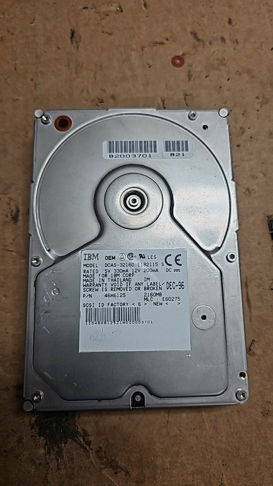 Clean Good IBM DCAS-32160 46H6125 2.1GB 5400RPM 68-Pin SCSI Hard Drive Vintage