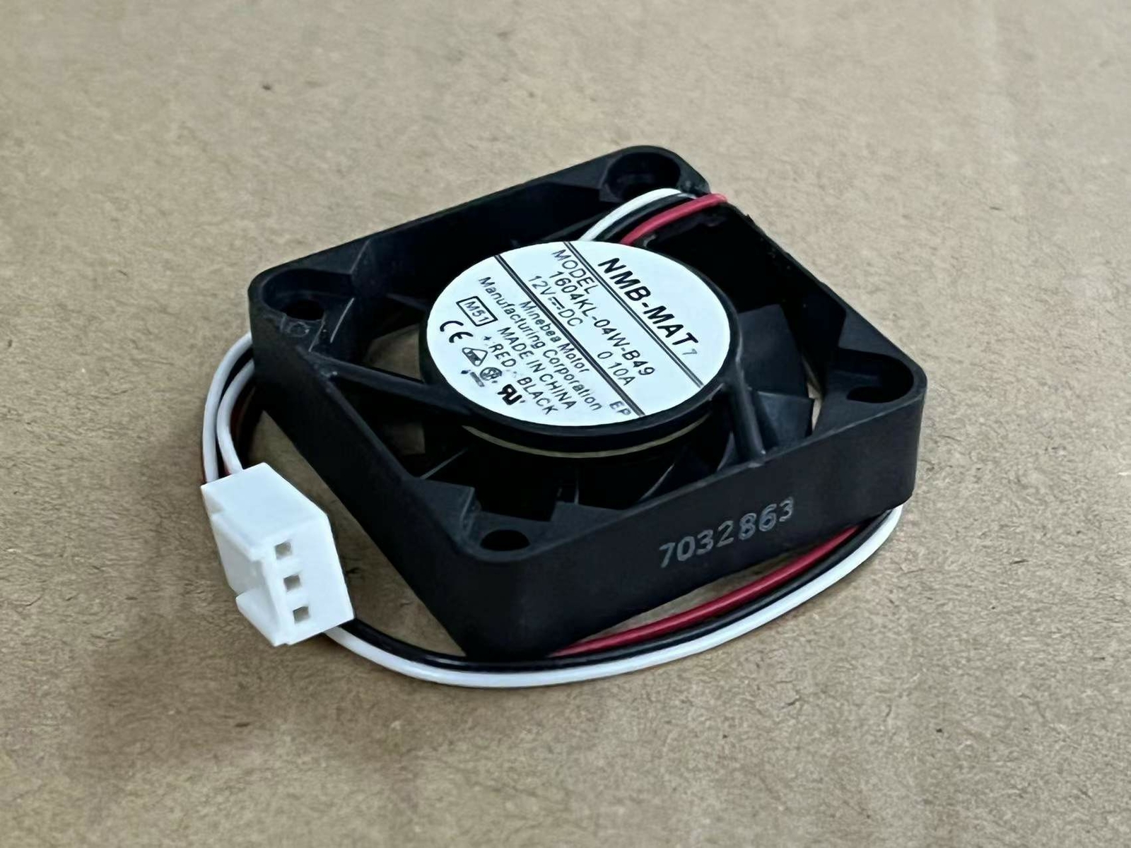 4010 NMB-MAT 1604KL-04W-B49 12V 0.1A 40*40*10mm MODEL CPU Power Supply Fan 4CM 