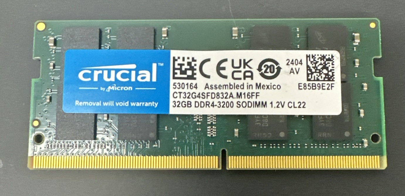 Micron Crucial 530164 32GB (1x32GB) RAM DDR4 3200MHz CT32G4SFD832A.M16FF *TESTED