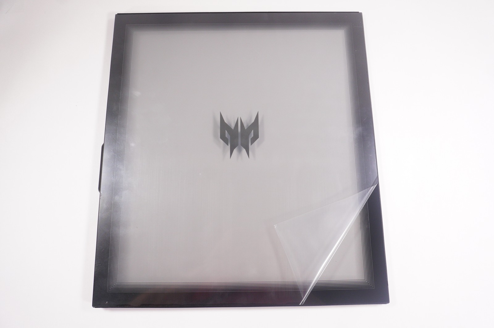 60.E2UD3.004 Acer LEFT SIDE COVER PO5-640
