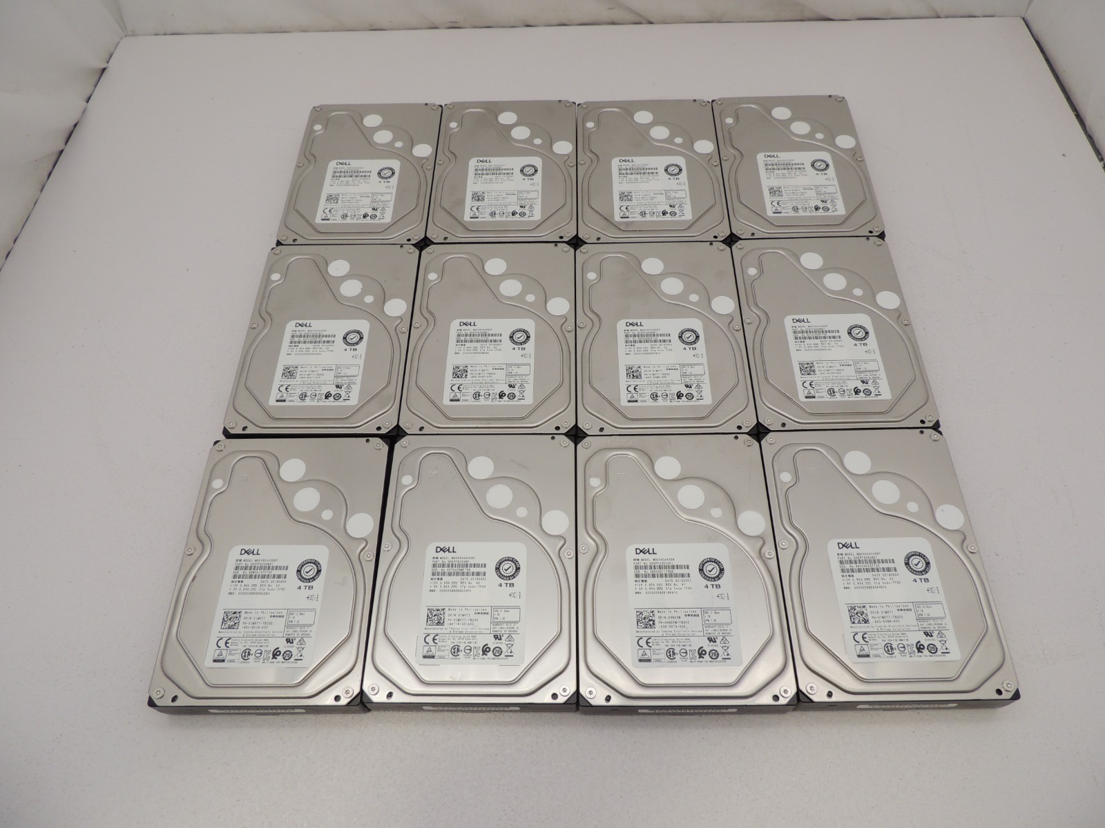 Lot of 12 Toshiba MG04SCA40EN 4TB 7200RPM SAS 12Gbps 3.5" Server Hard Drive