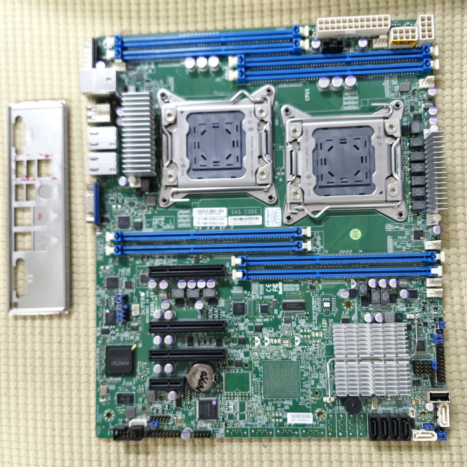 SuperMicro X9DRL-EF : LGA2011 C602 ATX DDR3 Dual LAN Supports ECC/REG RAM