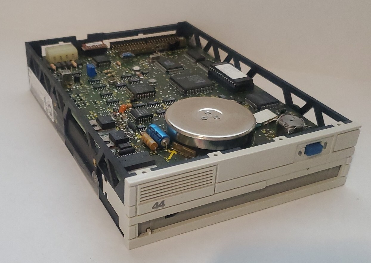 Vintage Iomega Beta 44A 50-pin SCSI Optical Cartridge Drive CLEAN 