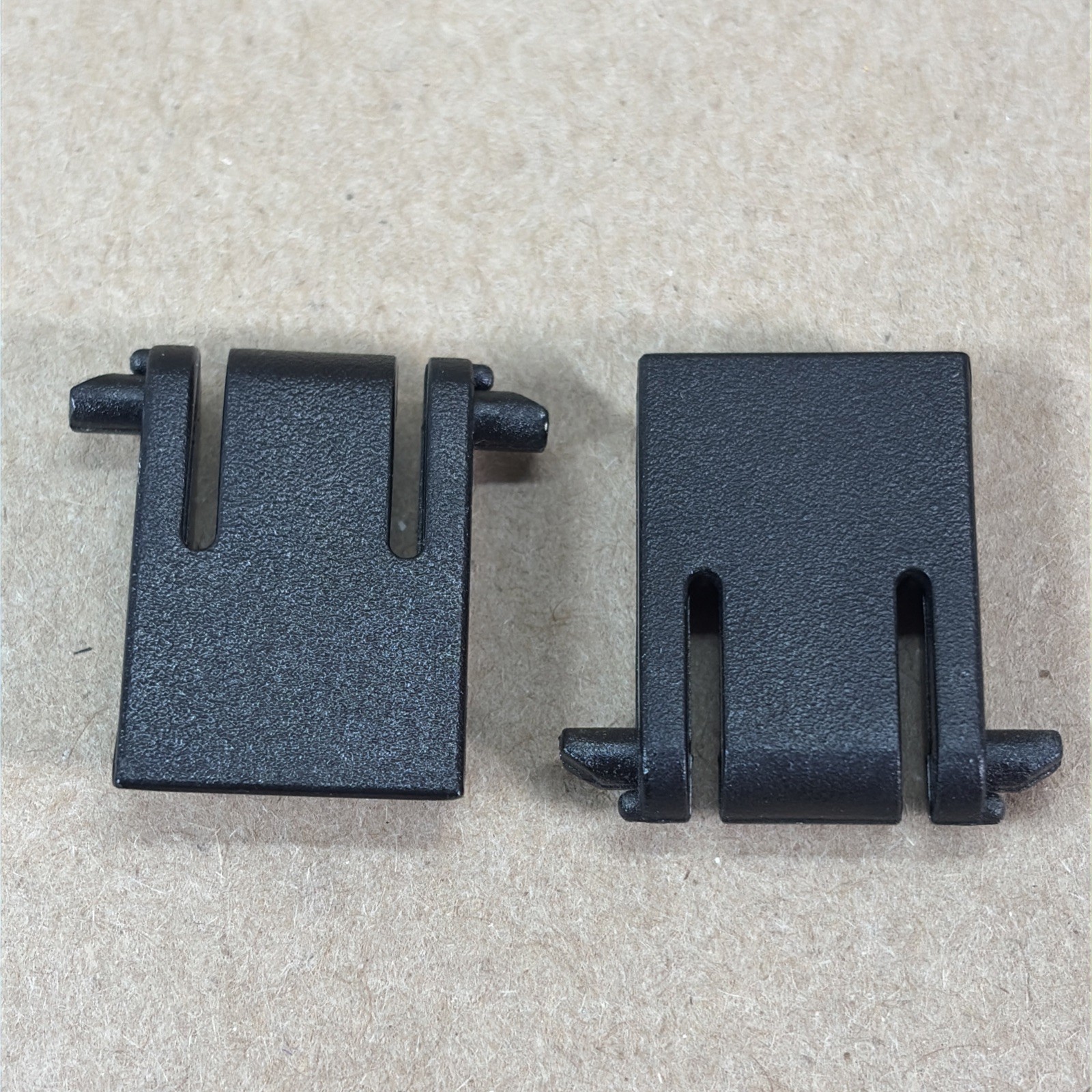 OEM 2 Dell Keyboard Tilt Feet Pair Y-RAQ-DEL2 GM952 SK-8135 Y-UK-DEL1