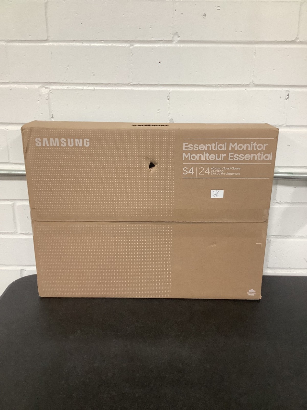 Samsung S24D402GAN S40GD Series 24 Inches Full HD Borderless LS24D402GANXGO