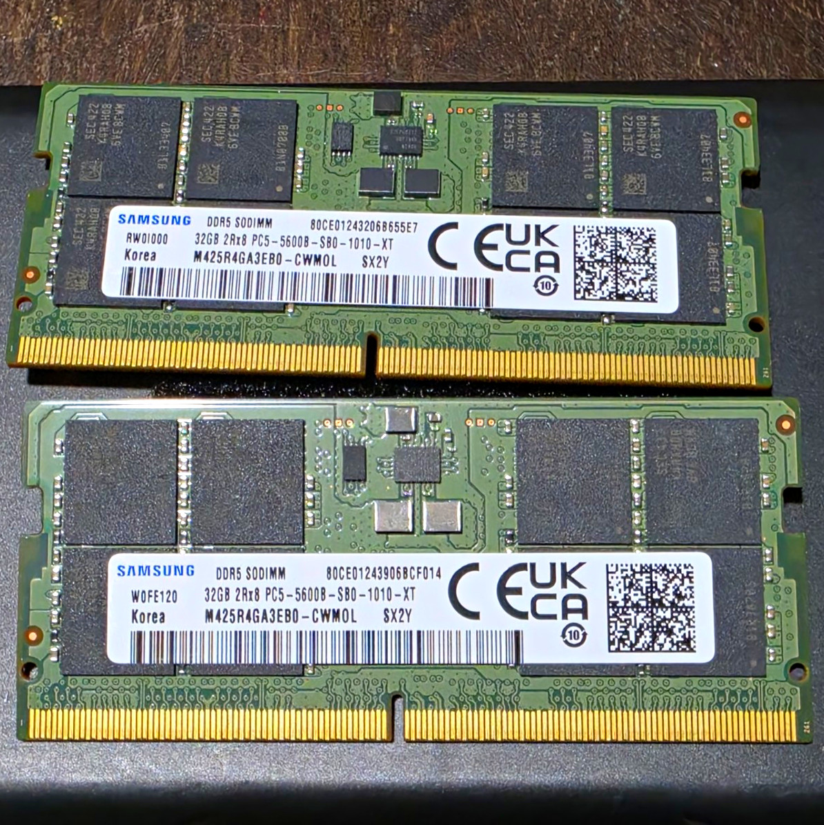 Samsung 64GB (2x32GB) DDR5-5600 SO-DIMM 262-Pin ECC RAM M425R4GA3EB0