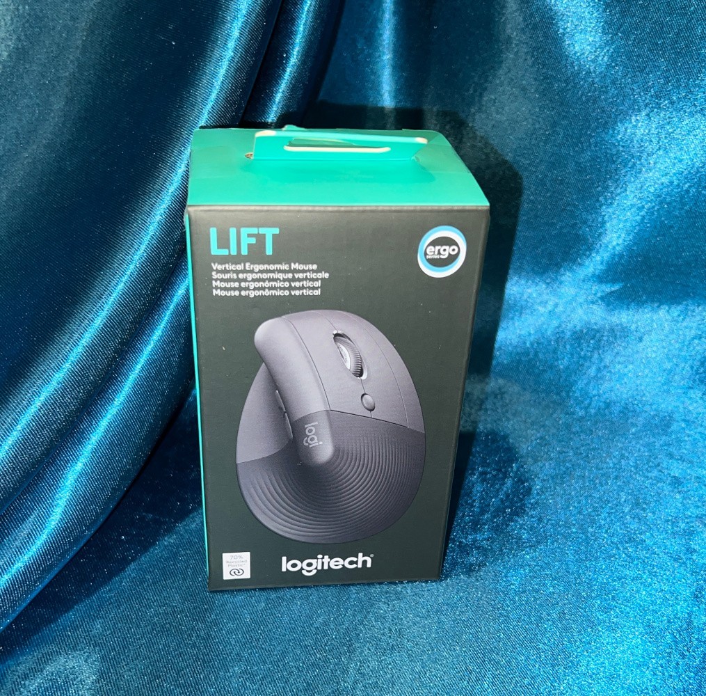 Logitech LIFT Vertical Wireless Ergonomic Mouse - GRAPHITE - 910-006466