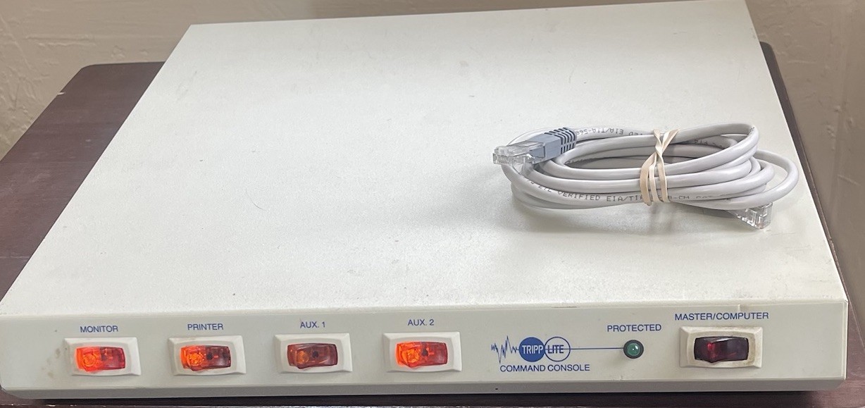 Tripp Lite CCI 6-12 Transient Voltage Surge Suppressor 6-Outlet Console USED