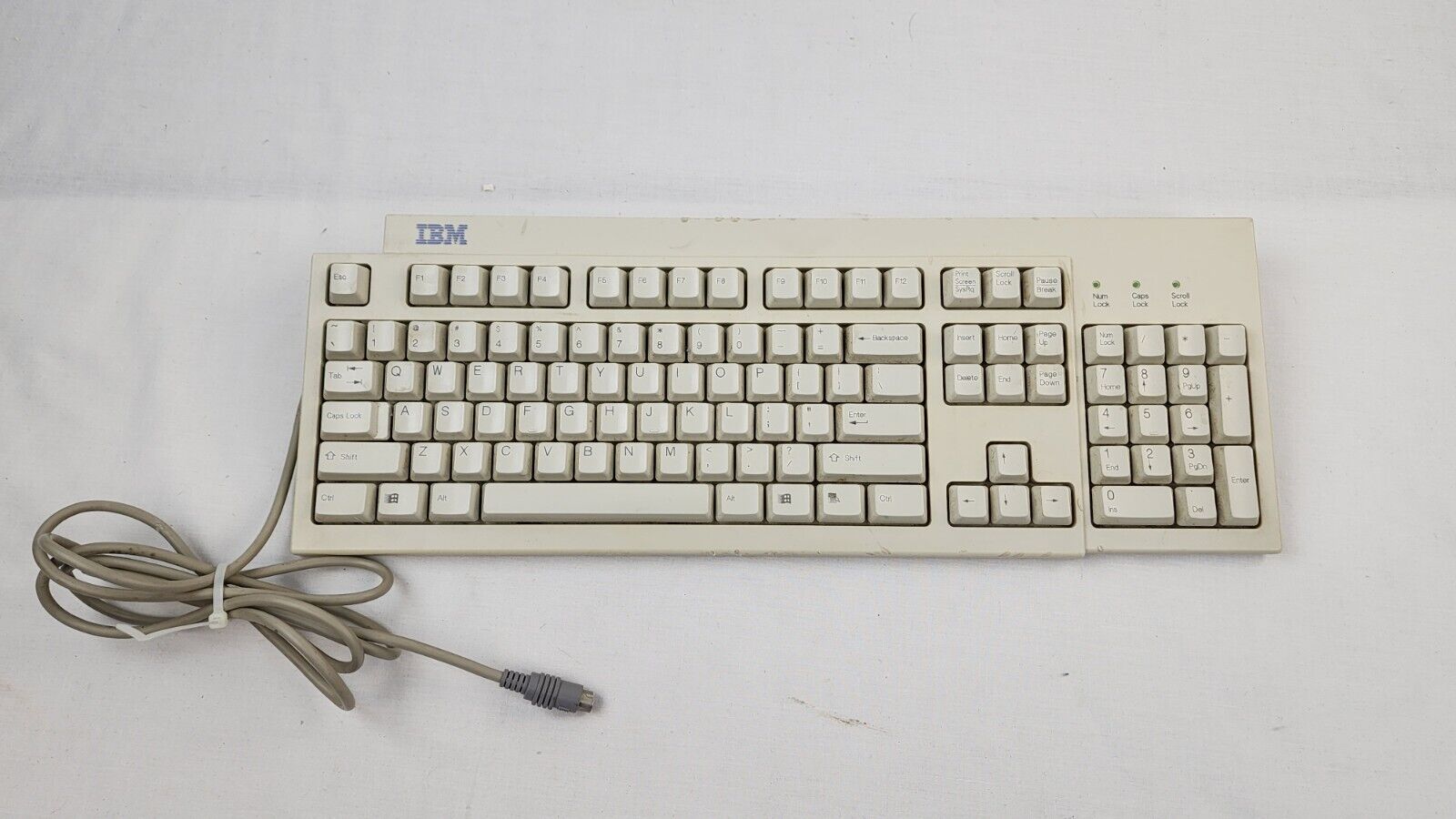 VINTAGE IBM KB-7953 Wired PS/2 Keyboard Beige White QWERTY (Standard) 104 keys