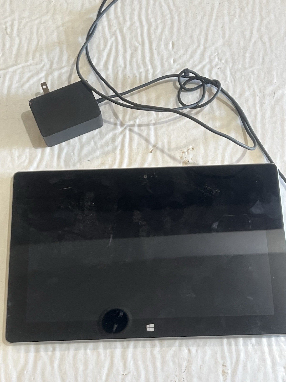 Microsoft Surface Series Surface RT 10.6in Wi‑Fi Tablet 32GB 2GB RAM