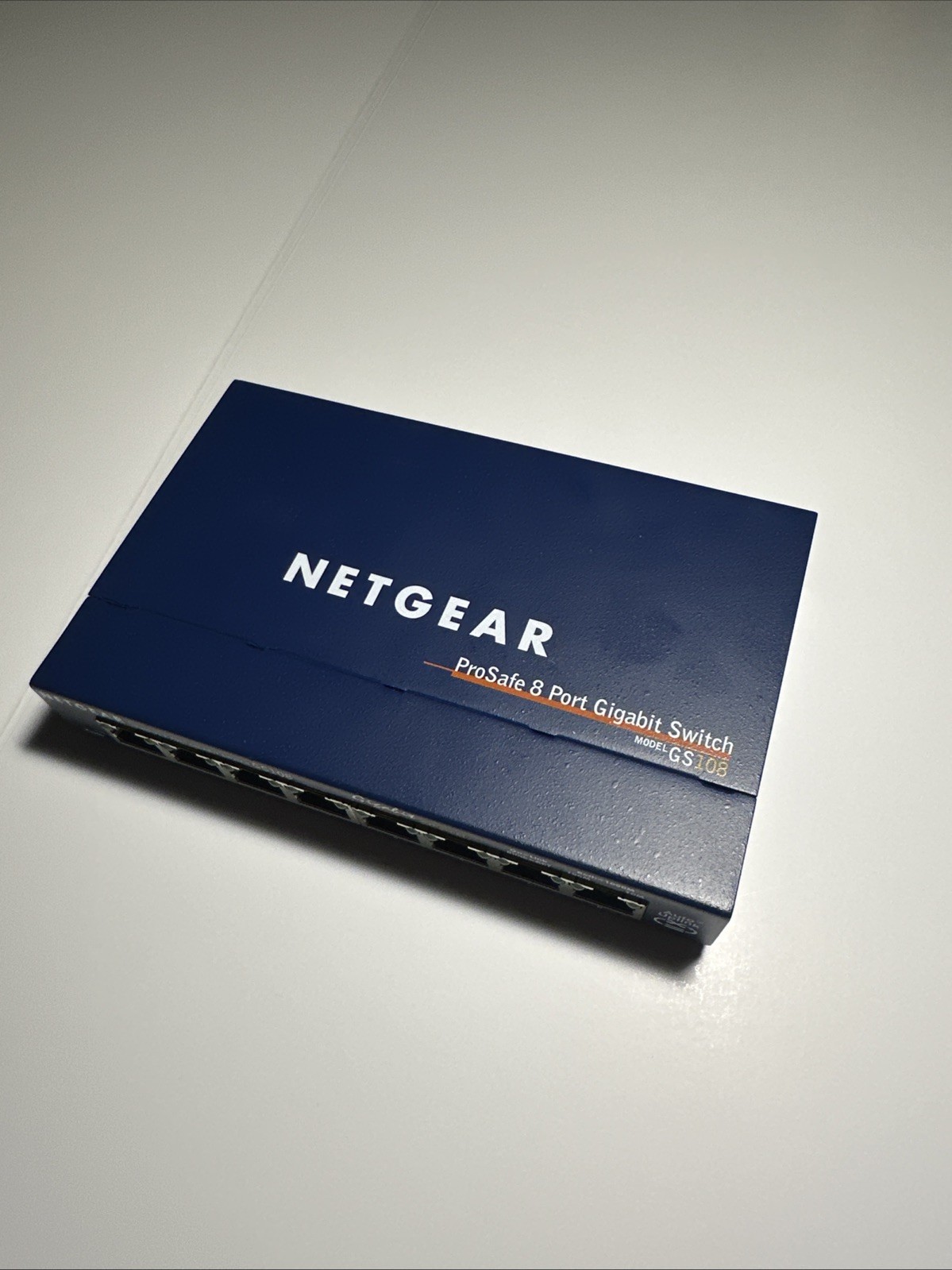 NETGEAR-ProSafe 8 Port Gigabit Switch GS108 V3 No Power Cable