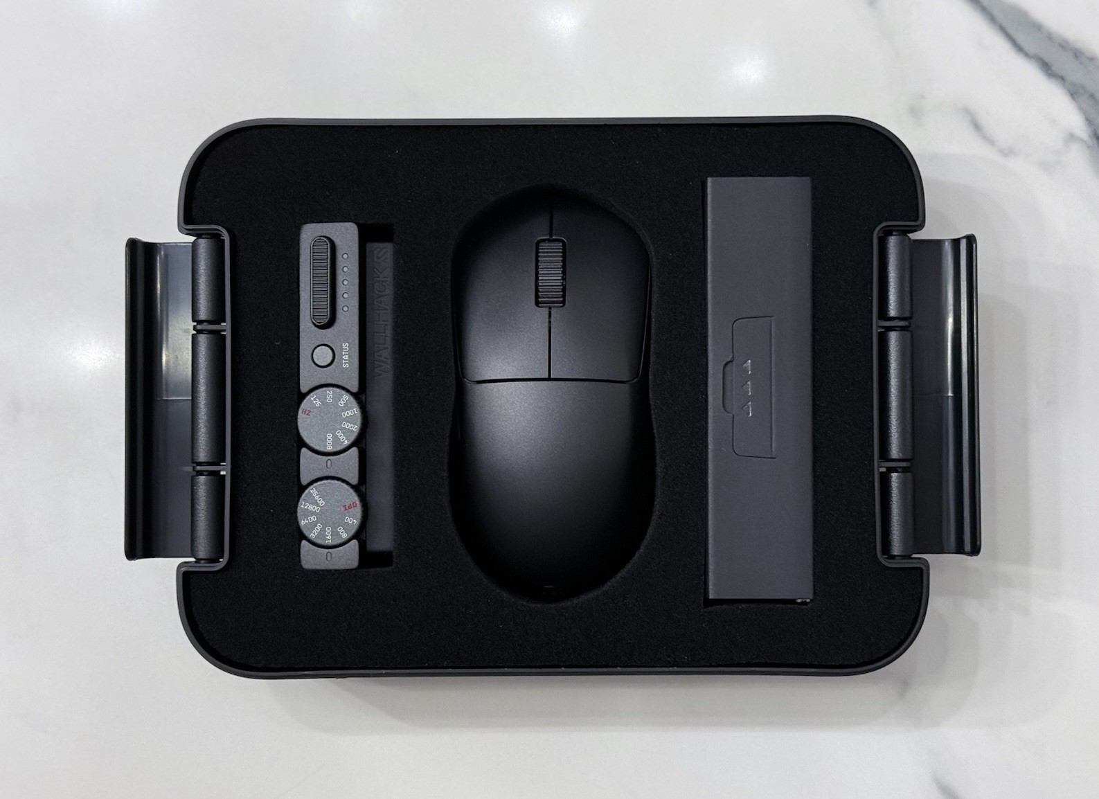 Wallhack M-001 Wireless Gaming Mouse (Slate)