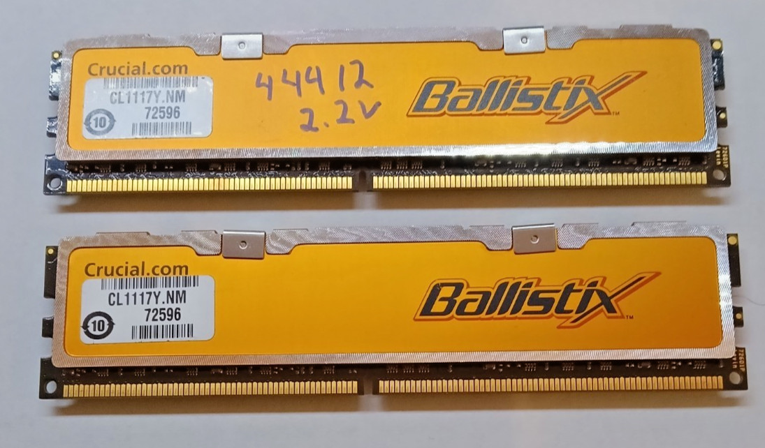 Crucial Ballistix DDR2 1GB 2x512MB BL12864AA804.16FD3 Ram Memory *Untested*
