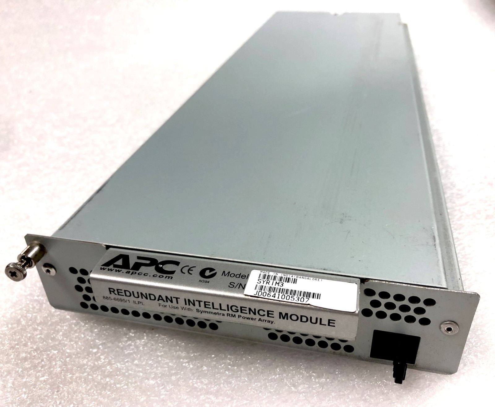 SYRIM3 APC Symmetra RM Redundant Intelligence Module 640-0479D-4, 885-6695/1