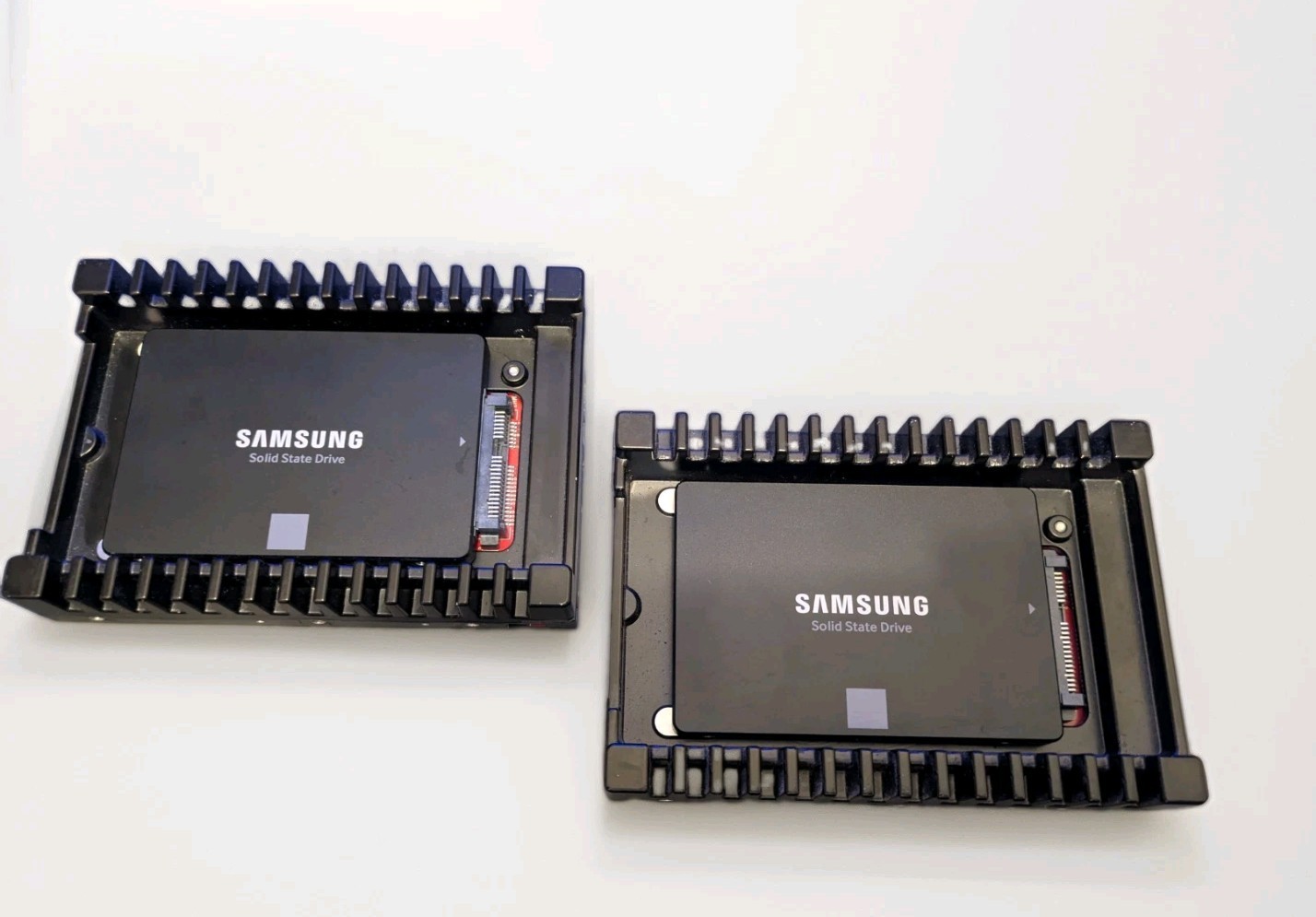 2 X Samsung 480GB SATA SSD With 3.5 Heat Sink