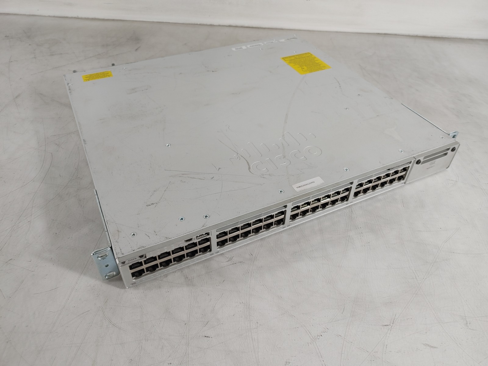 Cisco Catalyst C9300-48P-E 48x Gigabit Ethernet Managed PoE+ Switch