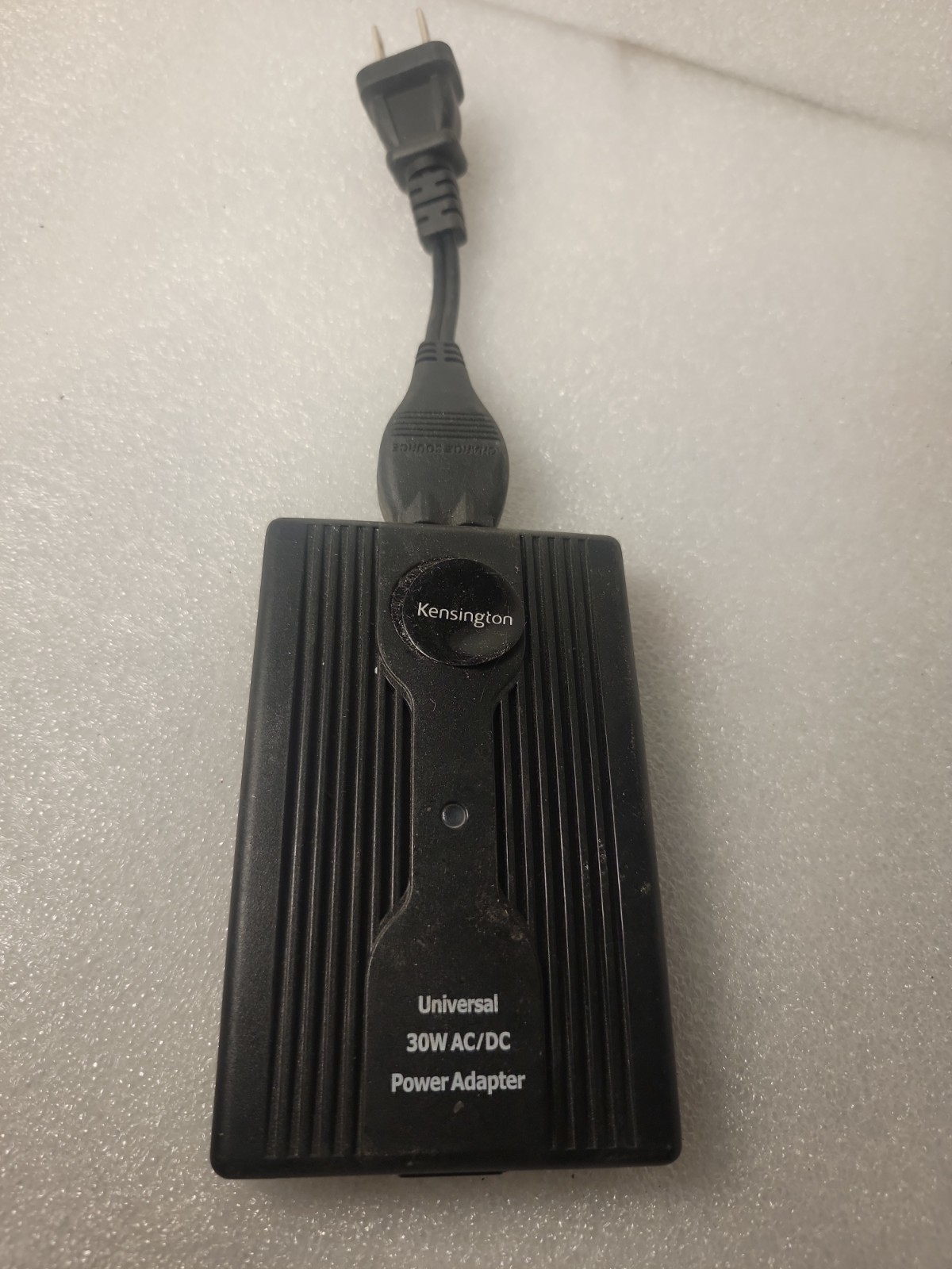Kensington 30w AC/DC Power Adapter