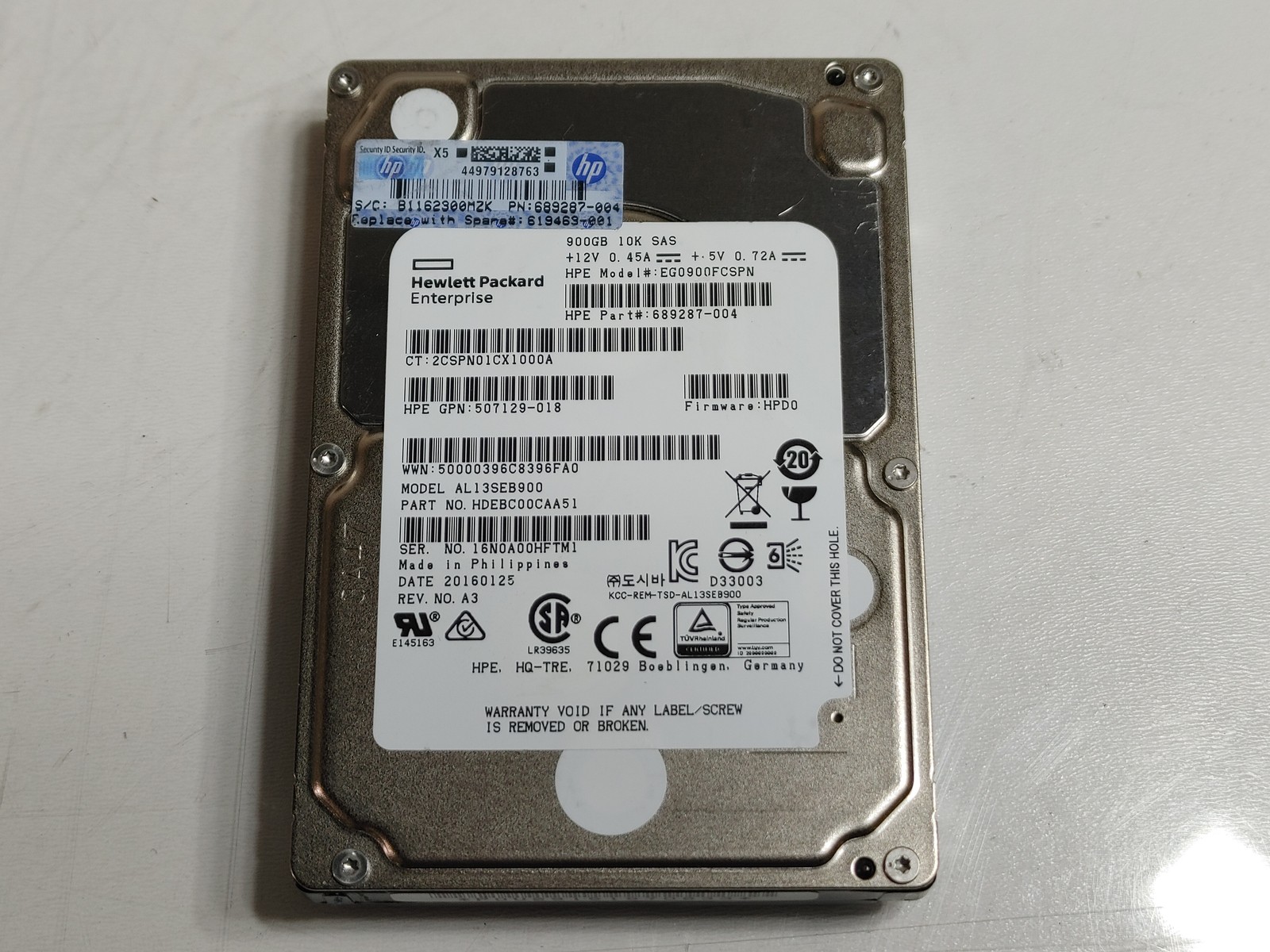 Lot of 2 Toshiba HP AL13SEB900 900 GB SAS 2 2.5 in Enterprise Hard Drive
