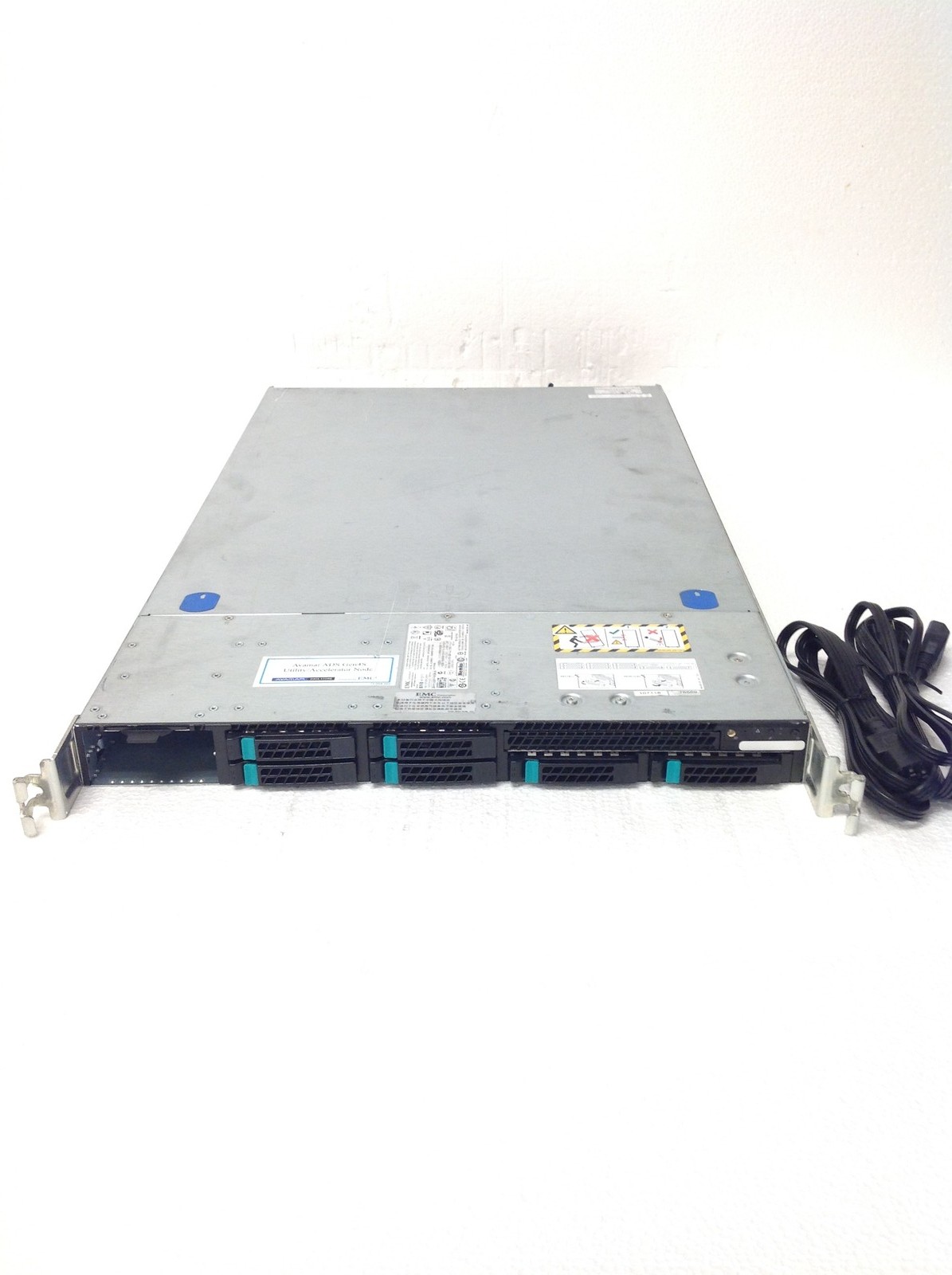 EMC KYBFP Intel Xeon E5-2603 1.80GHz Server w/ 12GB RAM, 2x 750W PSU, No HDD