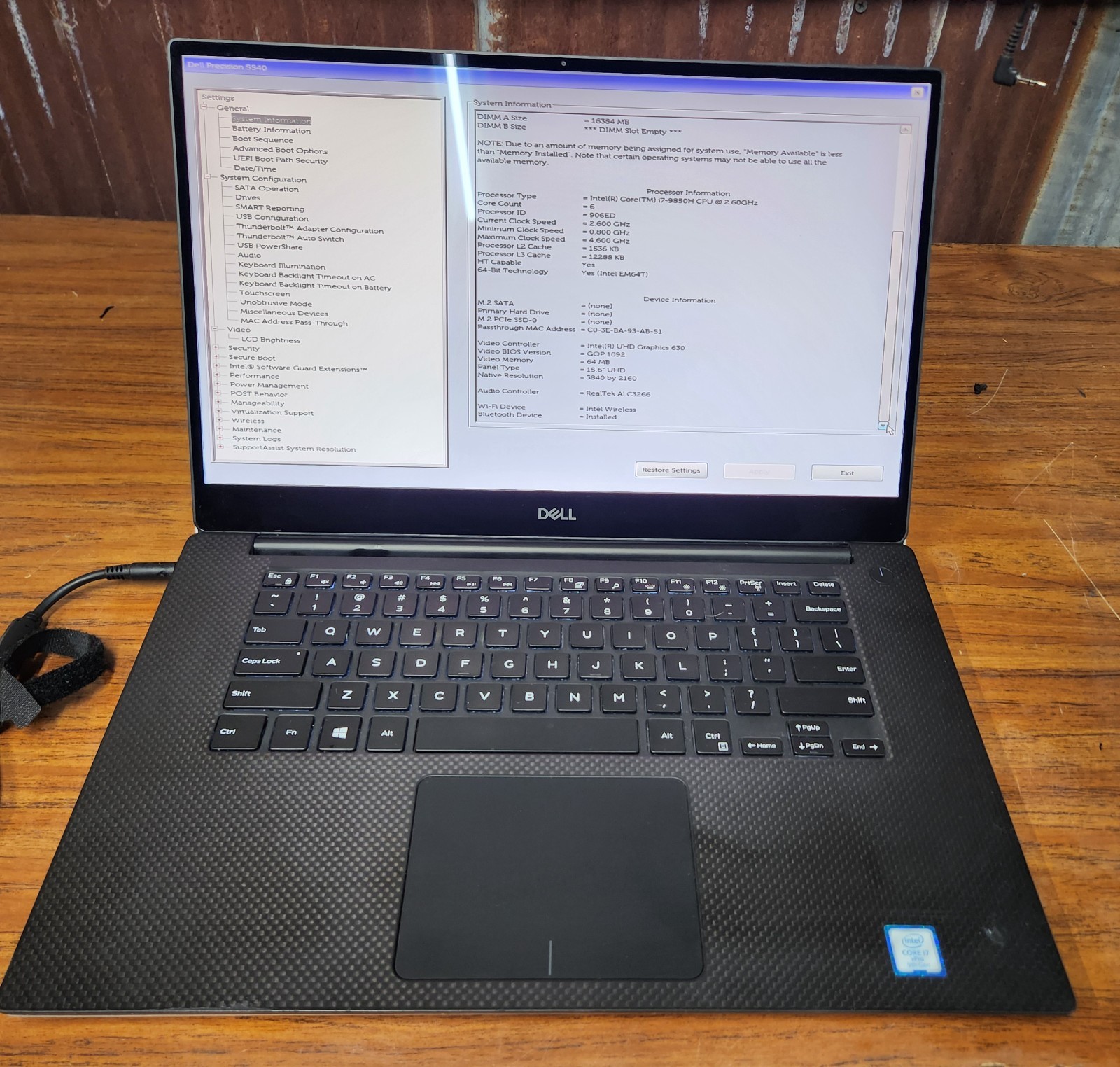 Dell Precision 5540 - No Battery / SSD - (Touch UHD / Core i7 / T2000 / 16GB)
