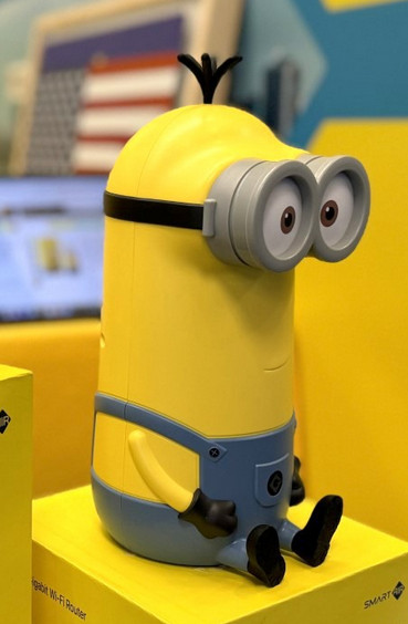 Davolink Smartair Minions "Kevin" WiFi 6E AXE5400 Tri-Band Router 2.5GbE