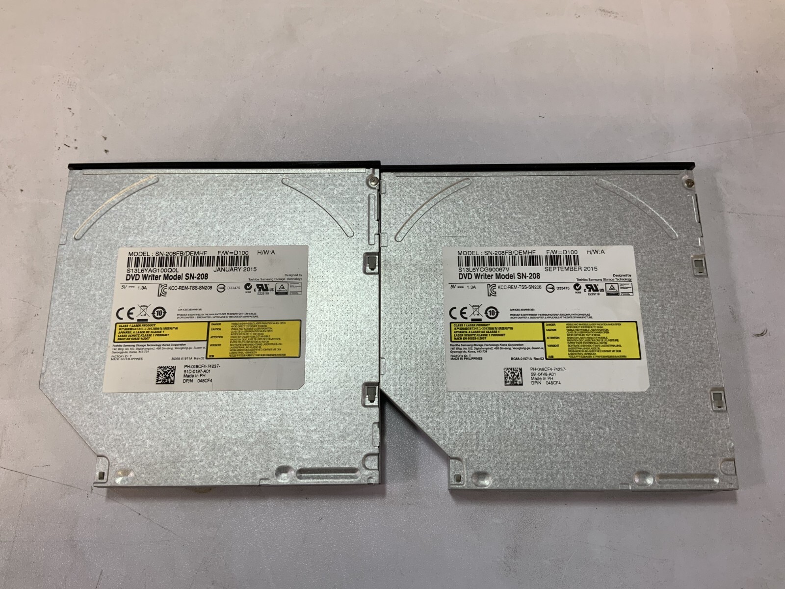 Toshiba Samsung Stor. Tech. Internal DVD Writer Model SN-208FB/DEMHF "D4F"