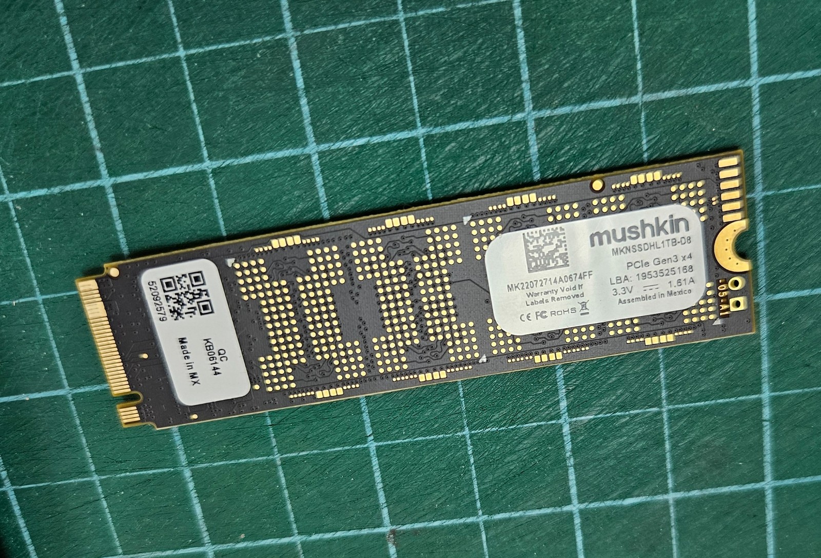 Mushkin Helix-L 1TB PCIe 3x4 NVMe M.2 2280 Solid State Drive SSD MKNSSDHL1TB-D8