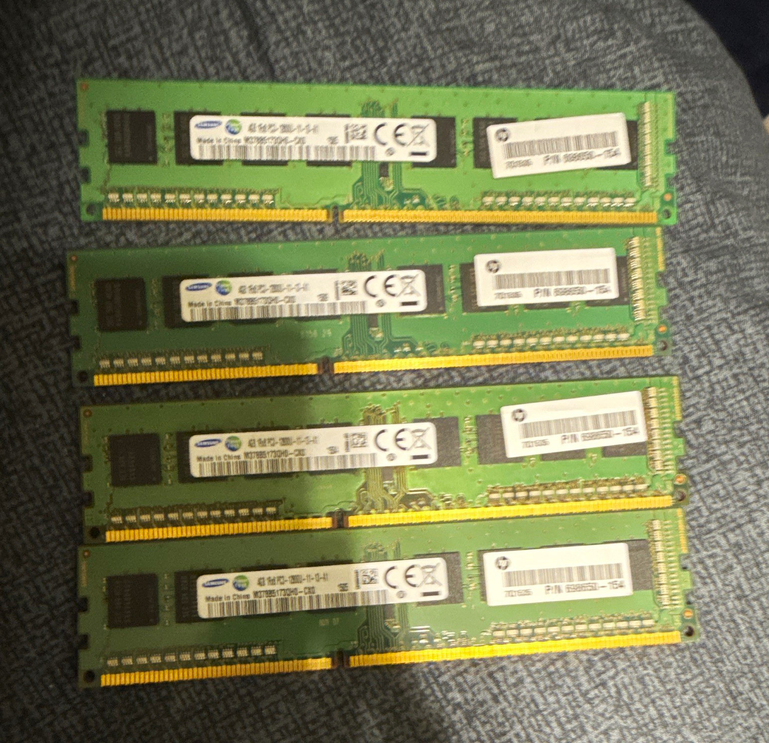 Samsung 16GB (4x4GB) DDR3 PC3-12800U 240-Pin DIMM Non-ECC M378B5173QH0-CK0