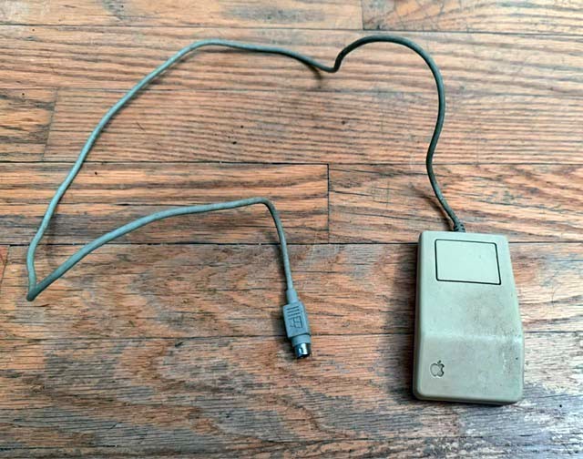 Vintage Apple Computer Inc. Mouse Model # A9M0331 OEM Made USA Not Tested