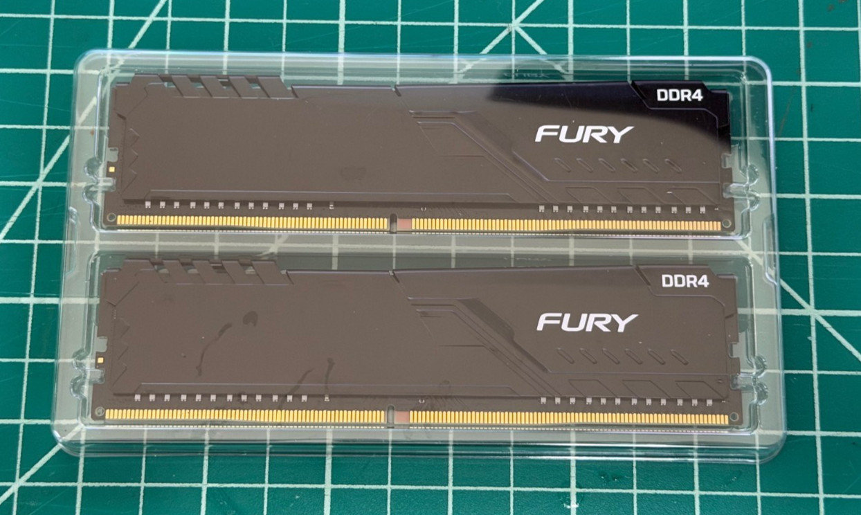 16GB Kingston FURY DDR4 (2x8GB 1Rx8 XMP4-3200-UA2-11) RAM Dell Alienware
