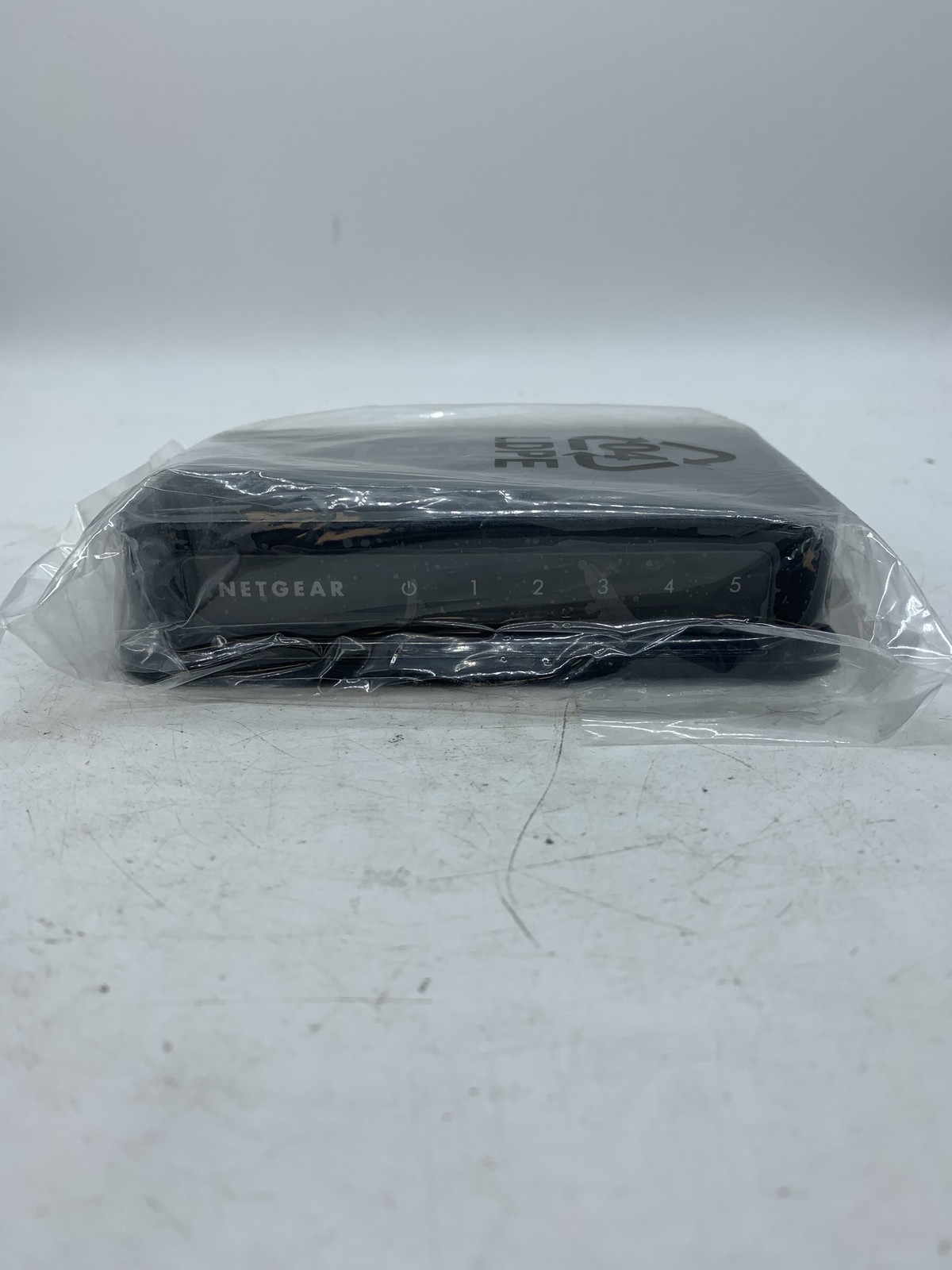 SEALED Netgear 5-Port Home Theater & Gaming Switch GS605AV No Cables ~ FREE S/H