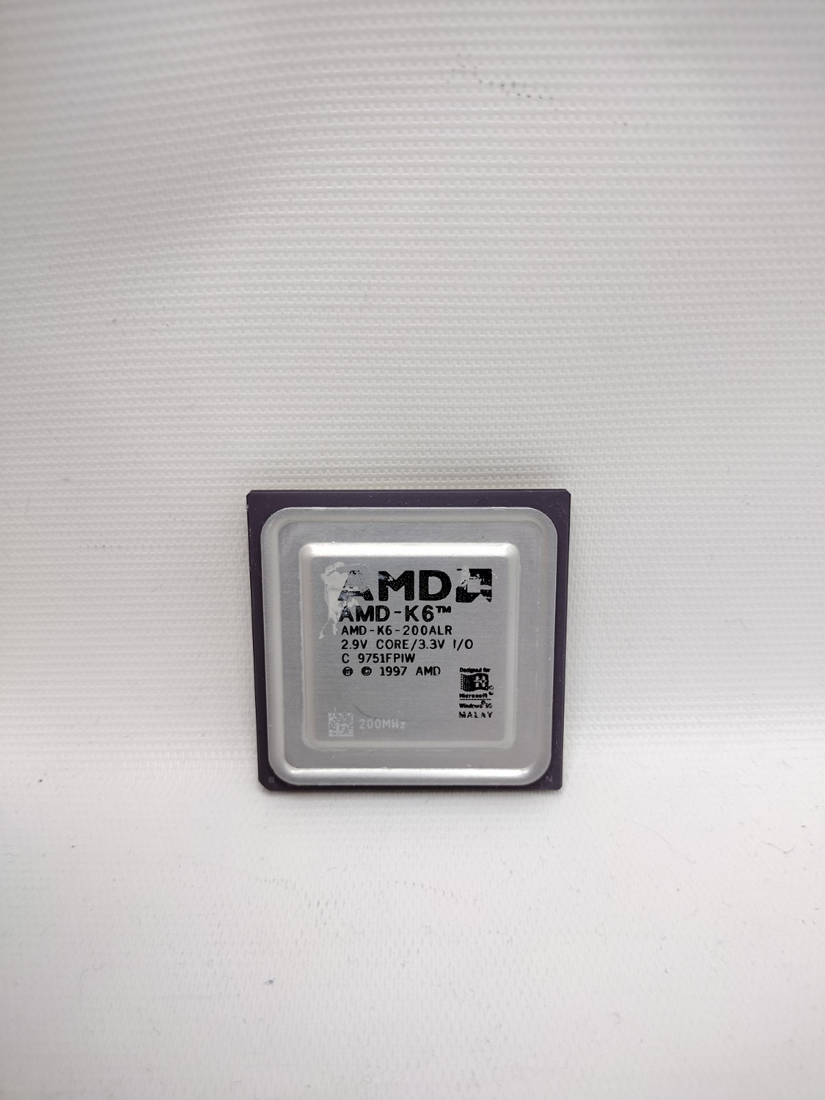 Vintage AMD CPU AMD-K6-200ALR, Super Socket 7