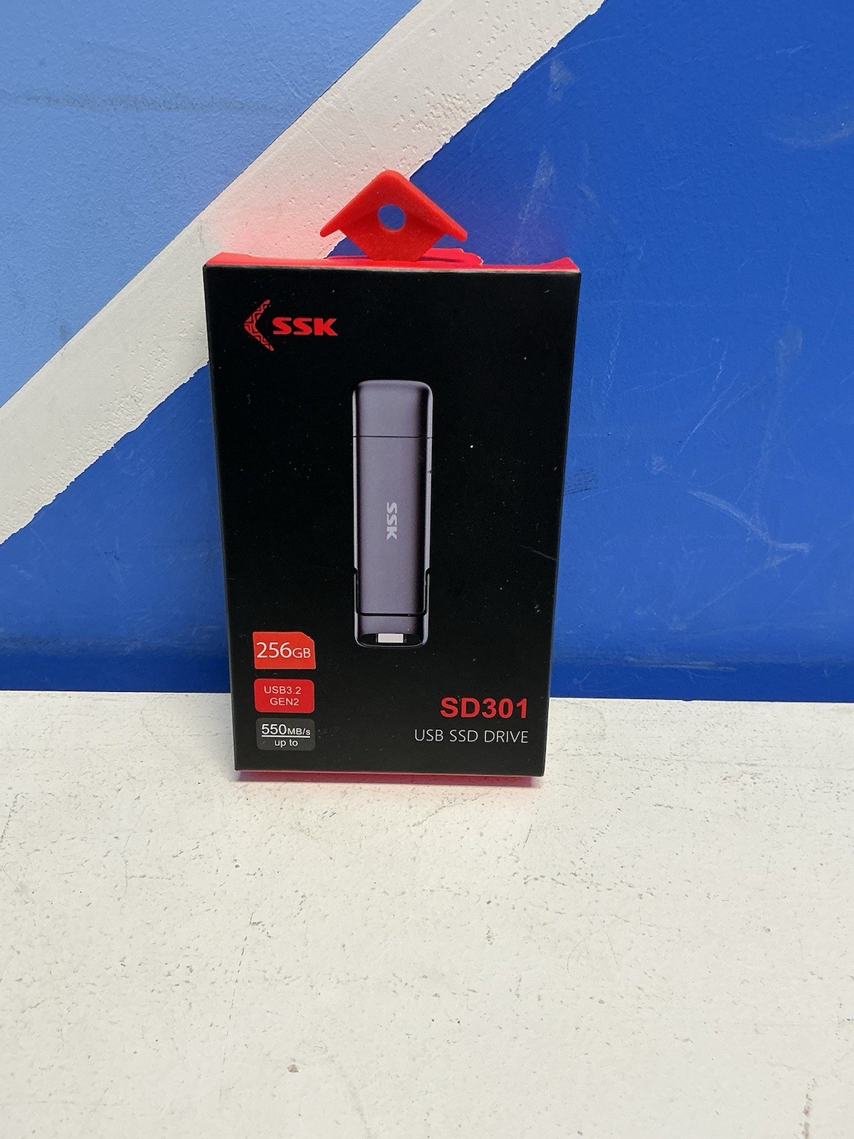 SSK USB SSD DRIVE SD301 256 Gigs USB 3.2 GEN2 NEW IN BOX