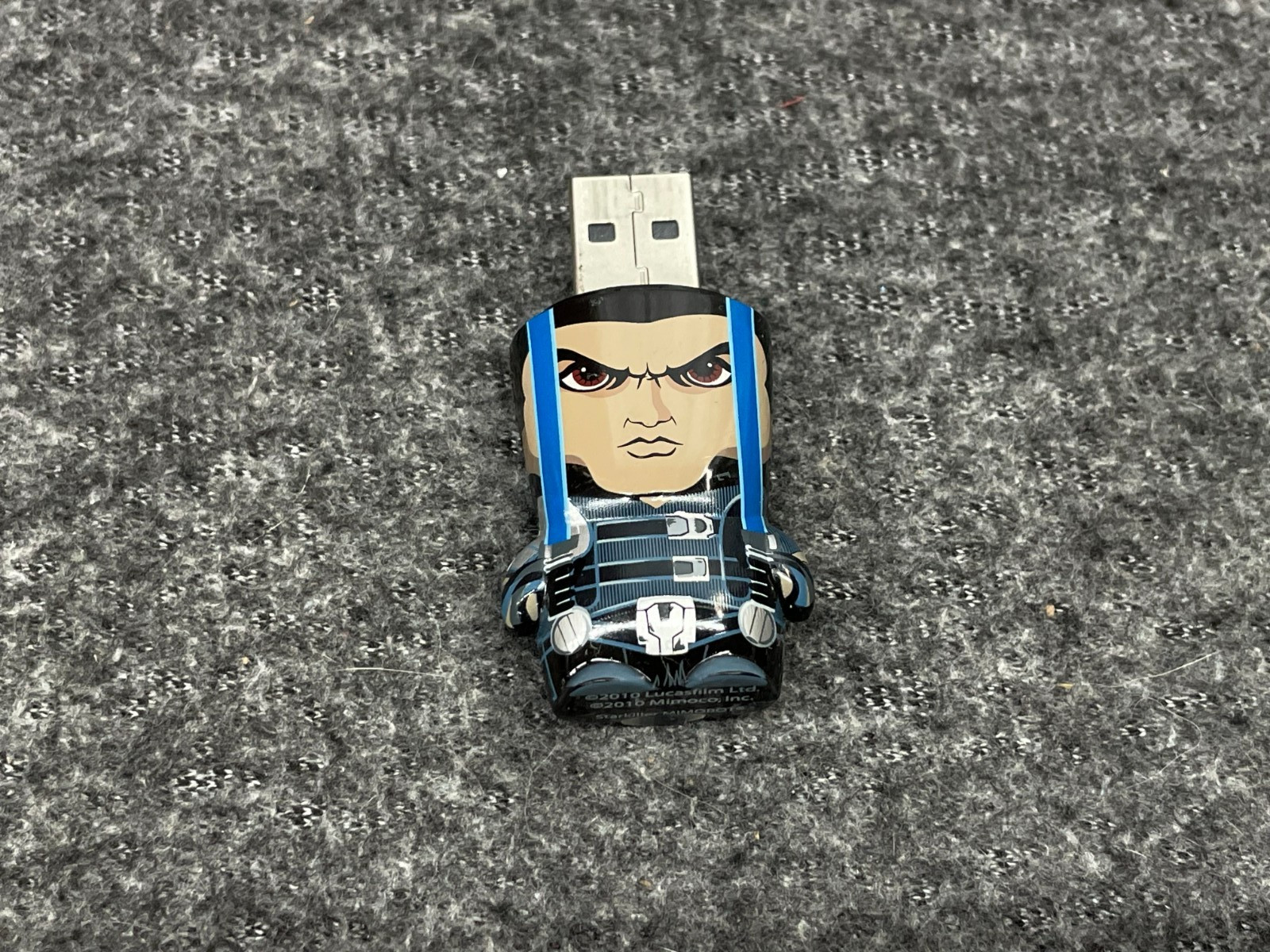Starkiller 2GB Mimobot USB Flash Drive Star Wars Force Unleashed 2 - MISSING TOP