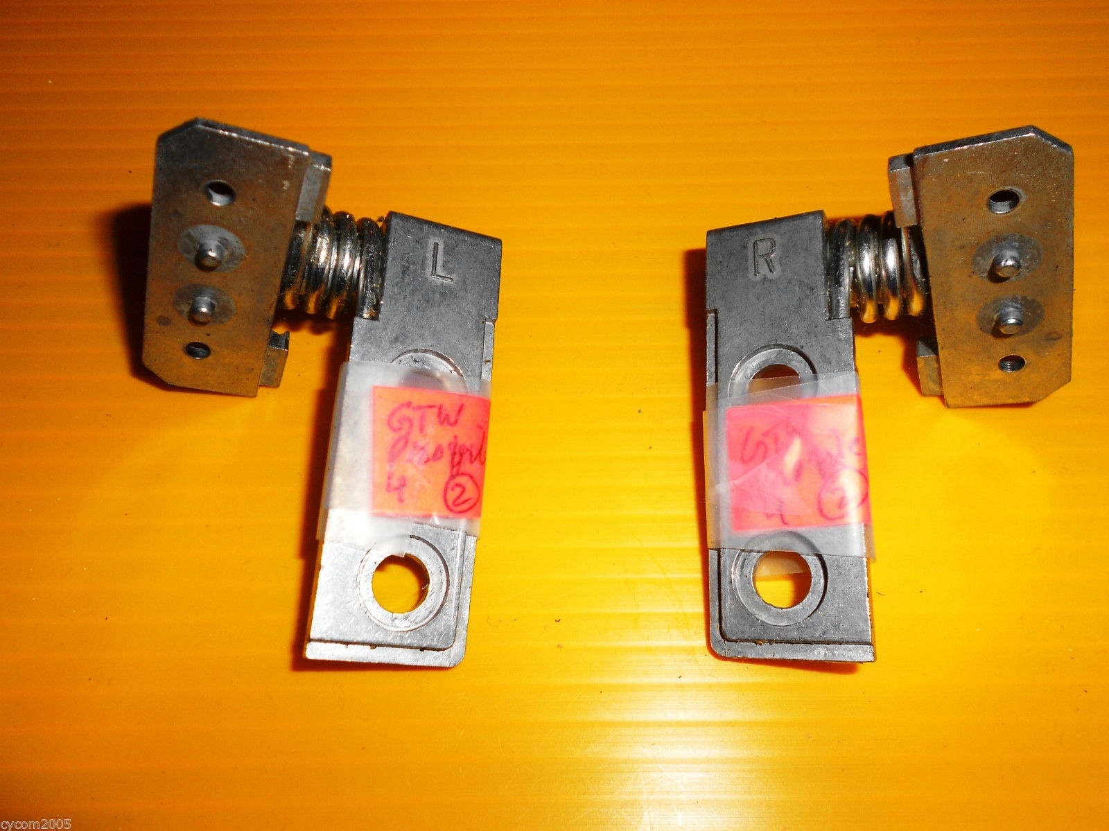 Gateway Profile 4 Monitor Hinges
