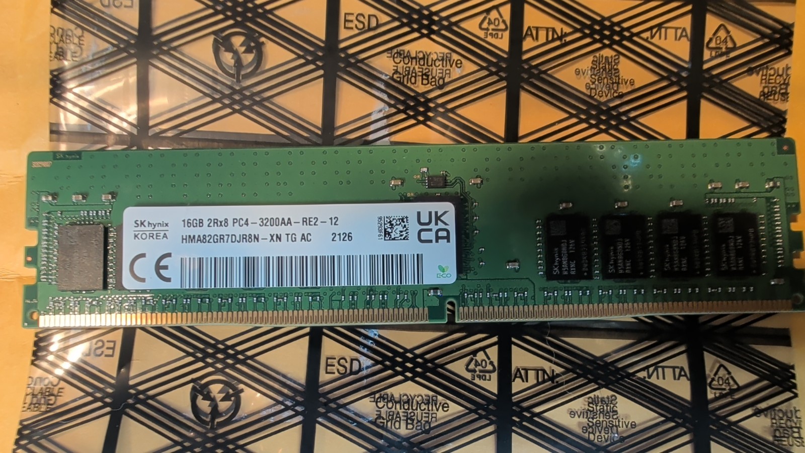 SK Hynix HMA82GR7DJR8N-XN 16GB 2Rx8 PC4-3200AA DDR4 Server Memory RAM | TESTED