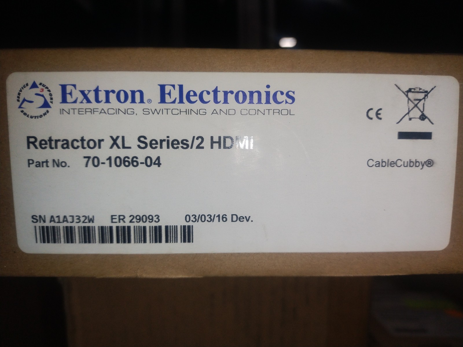 (BRAND NEW) Extron 70-1066-04 Retractor Series 2 HDMI.