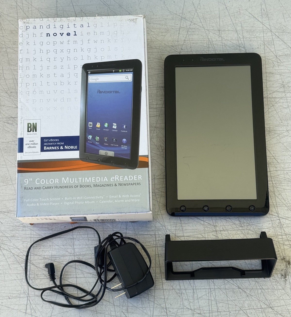 Pandigital Novel R90L200 2GB, Wi-Fi, 9in Color eReader Used With Box