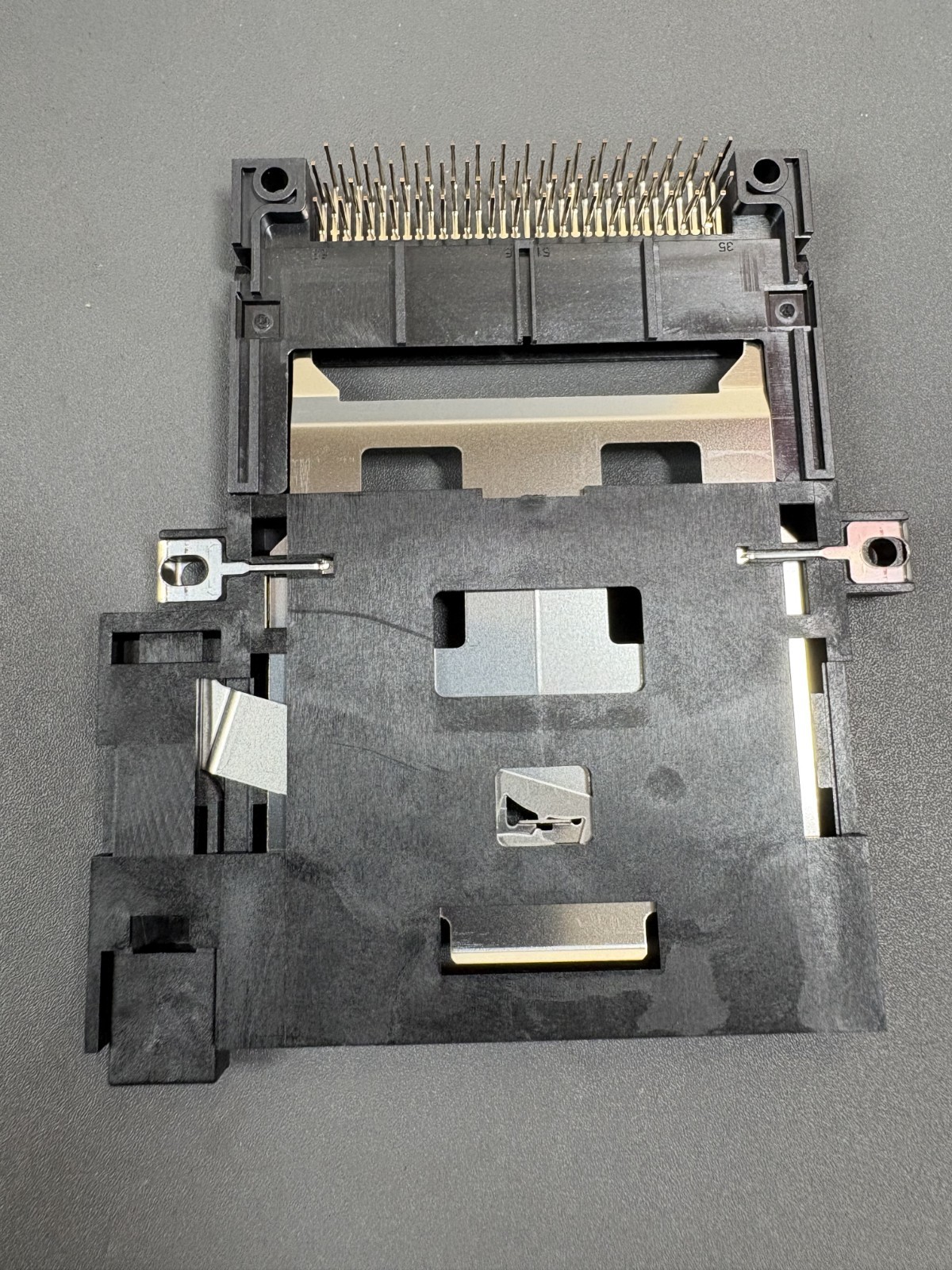 5x Fujitsu FCN-565P068-G/C23-E4 Connector High Density Board Socket 68 Pin Lot