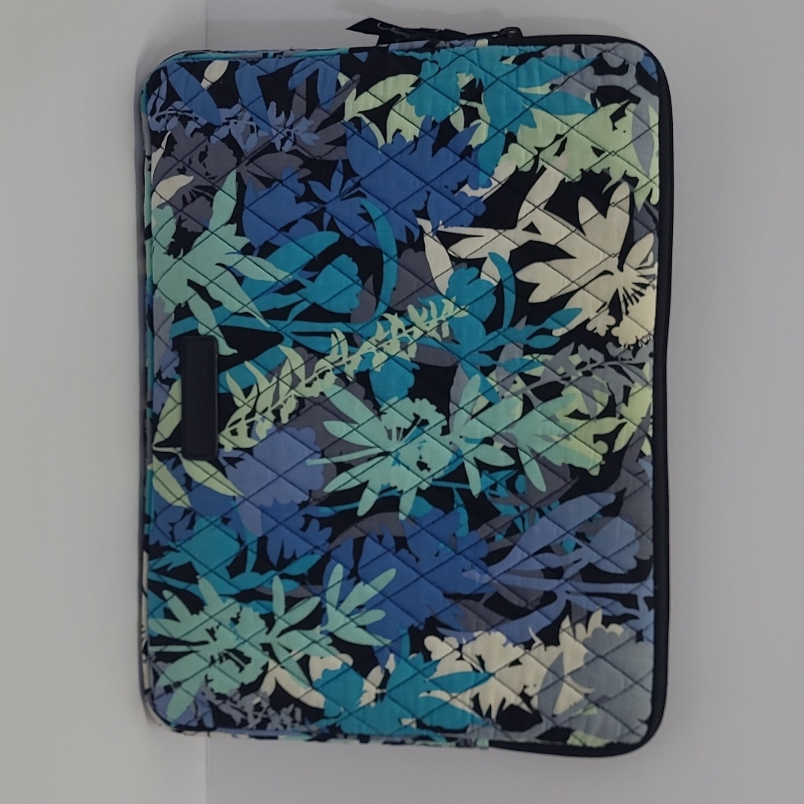 Vera Bradley Quilted Padded Floral Cotton 13" Laptop Sleeve Case Blue